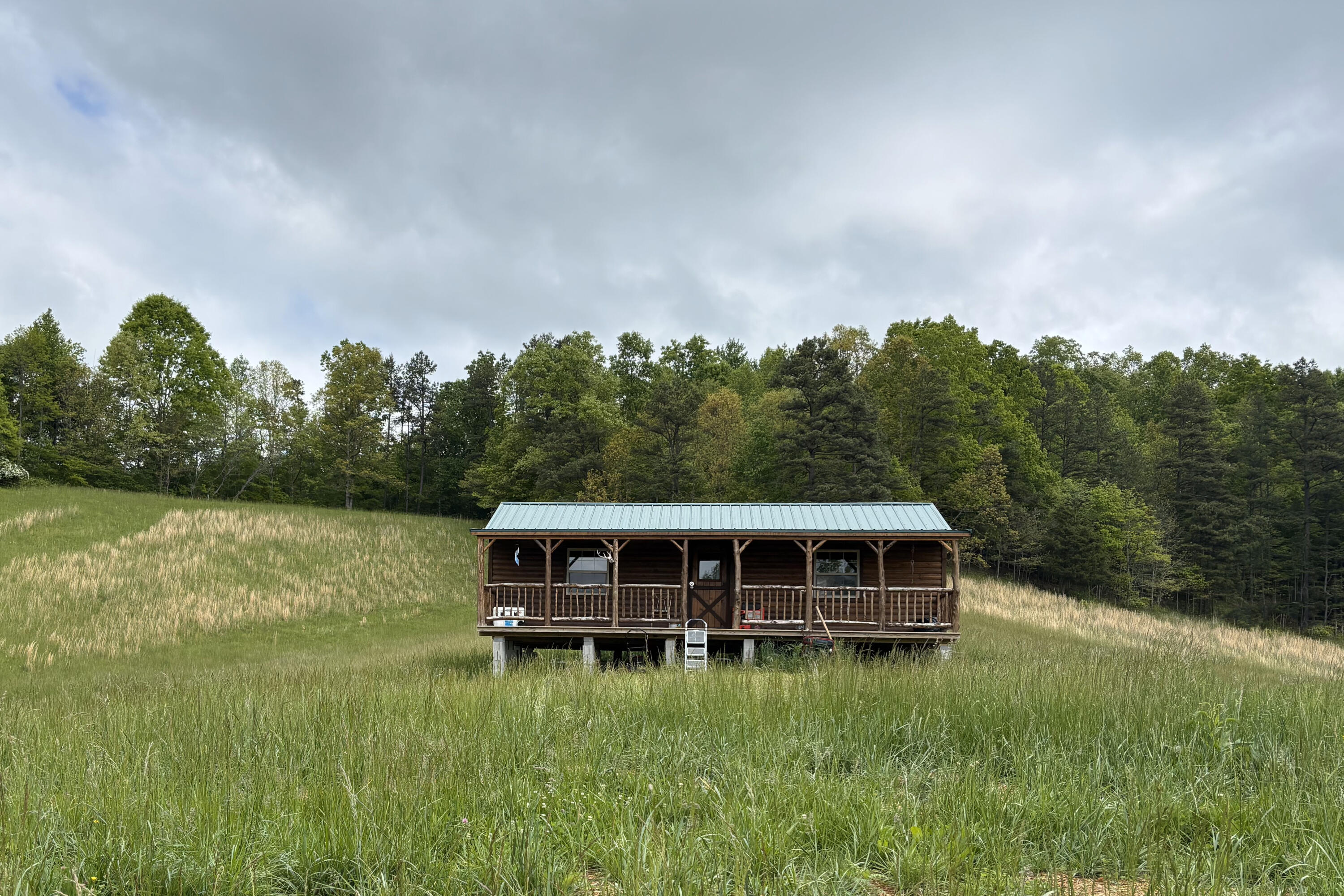 210 Sunset View Road Property Photo