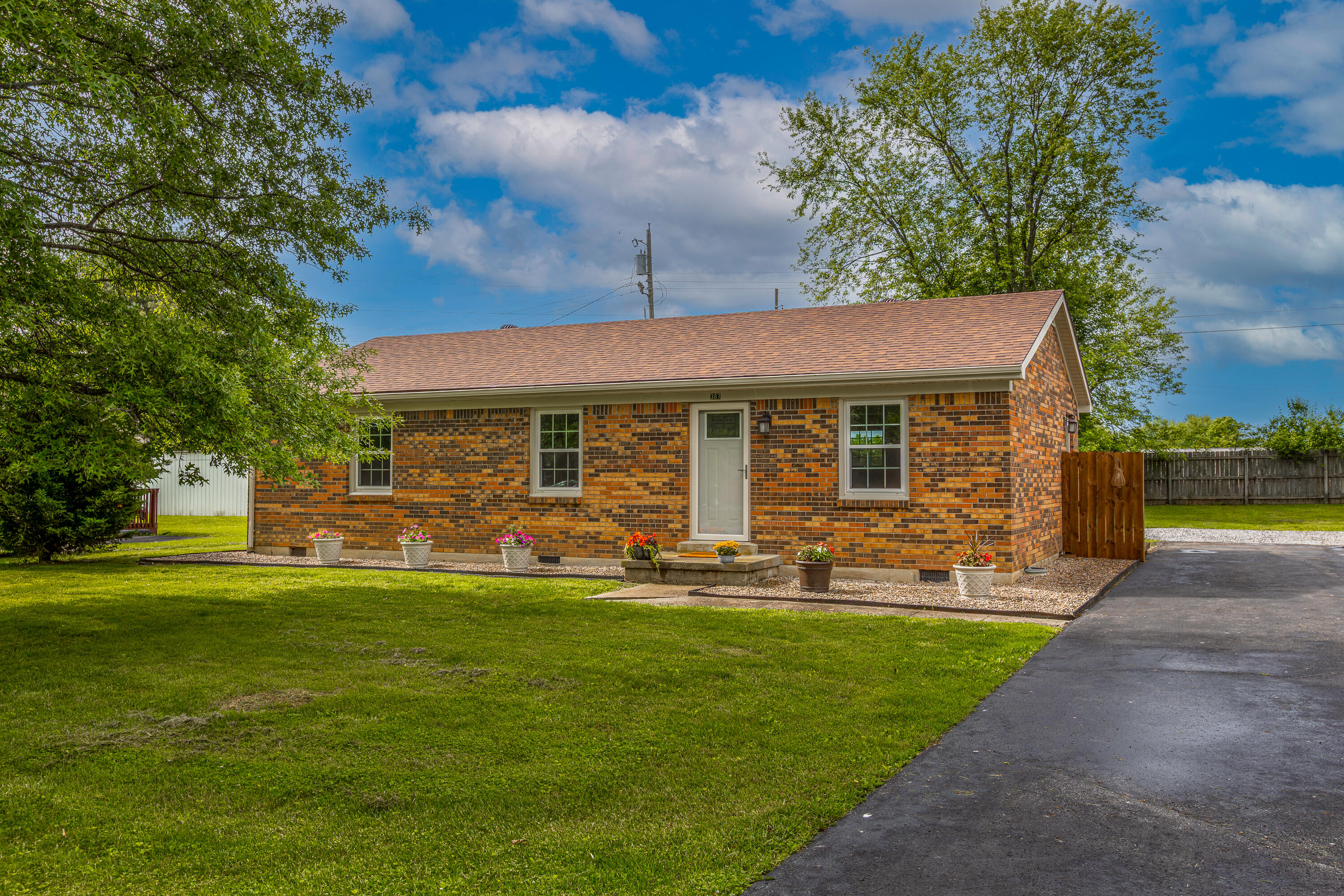 387 West Ila Avenue Property Photo