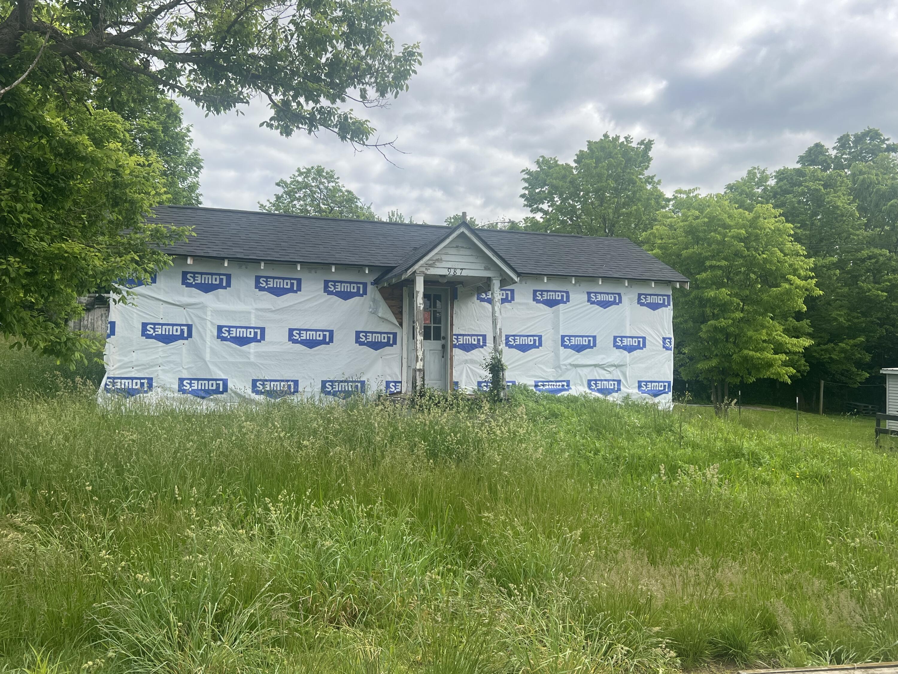987 Devils Hollow Road Property Photo