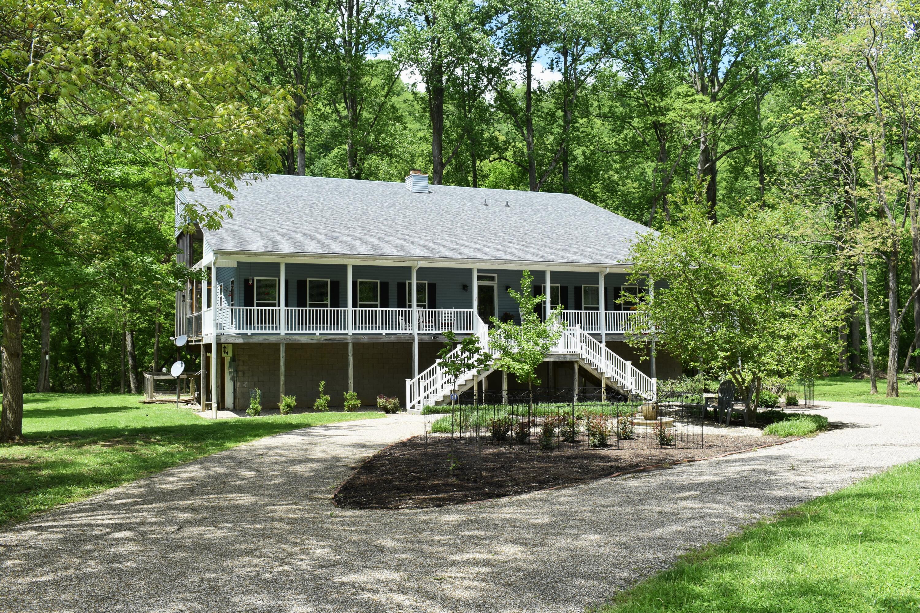 4605 Oregon Road Property Photo 1