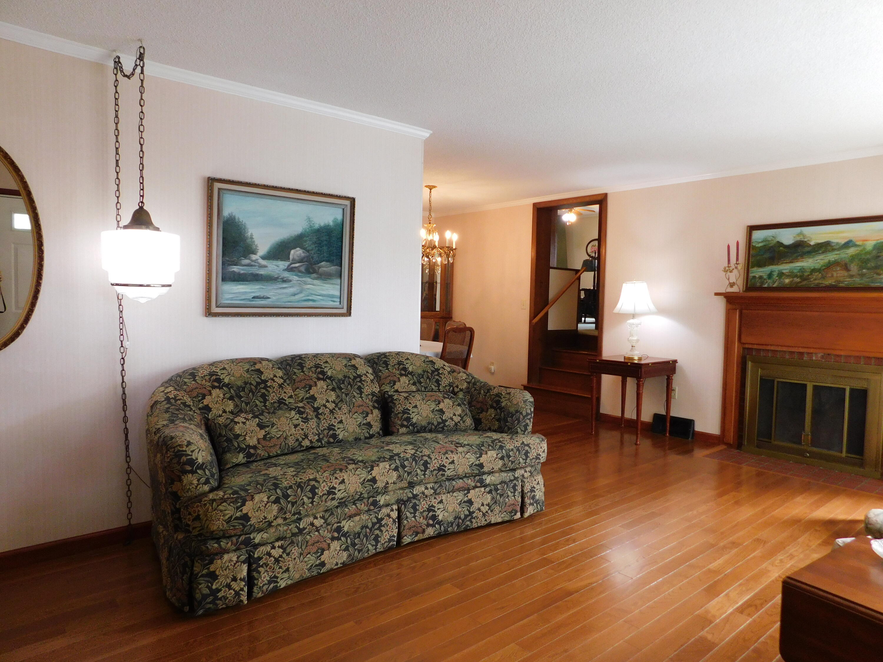 184 Meadow Drive Property Photo 4