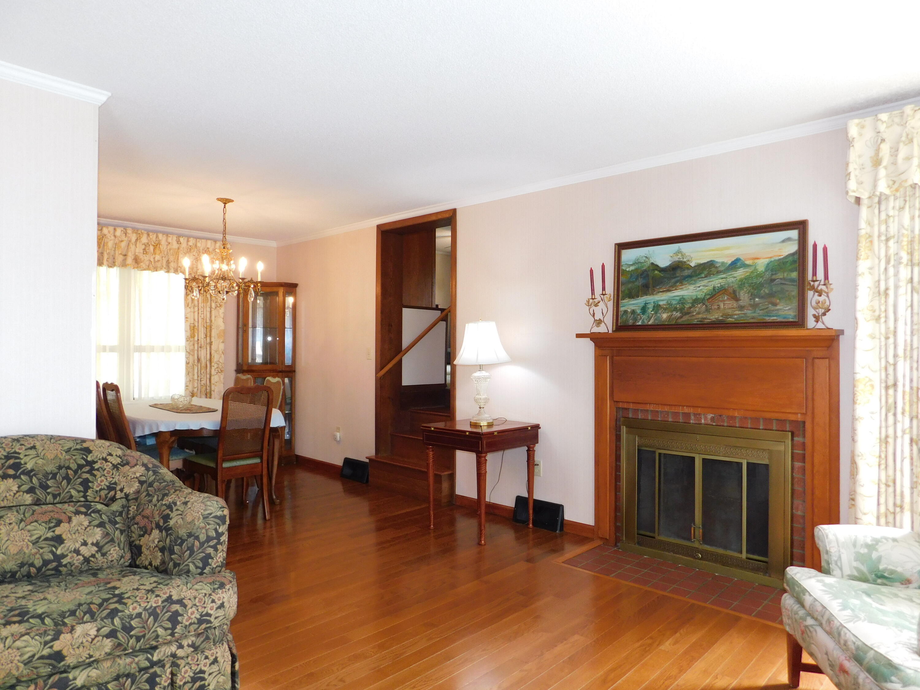 184 Meadow Drive Property Photo 7
