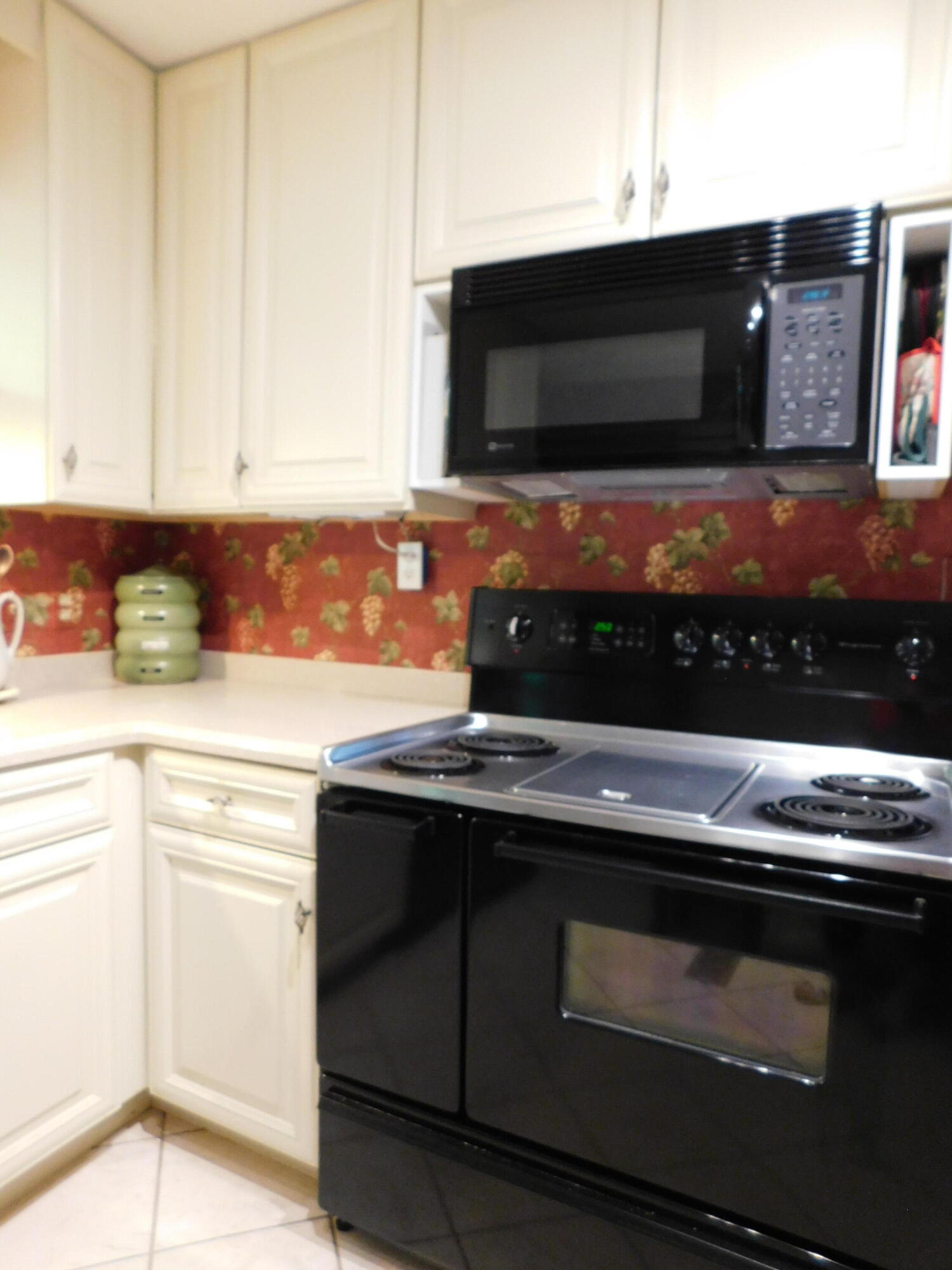 184 Meadow Drive Property Photo 32