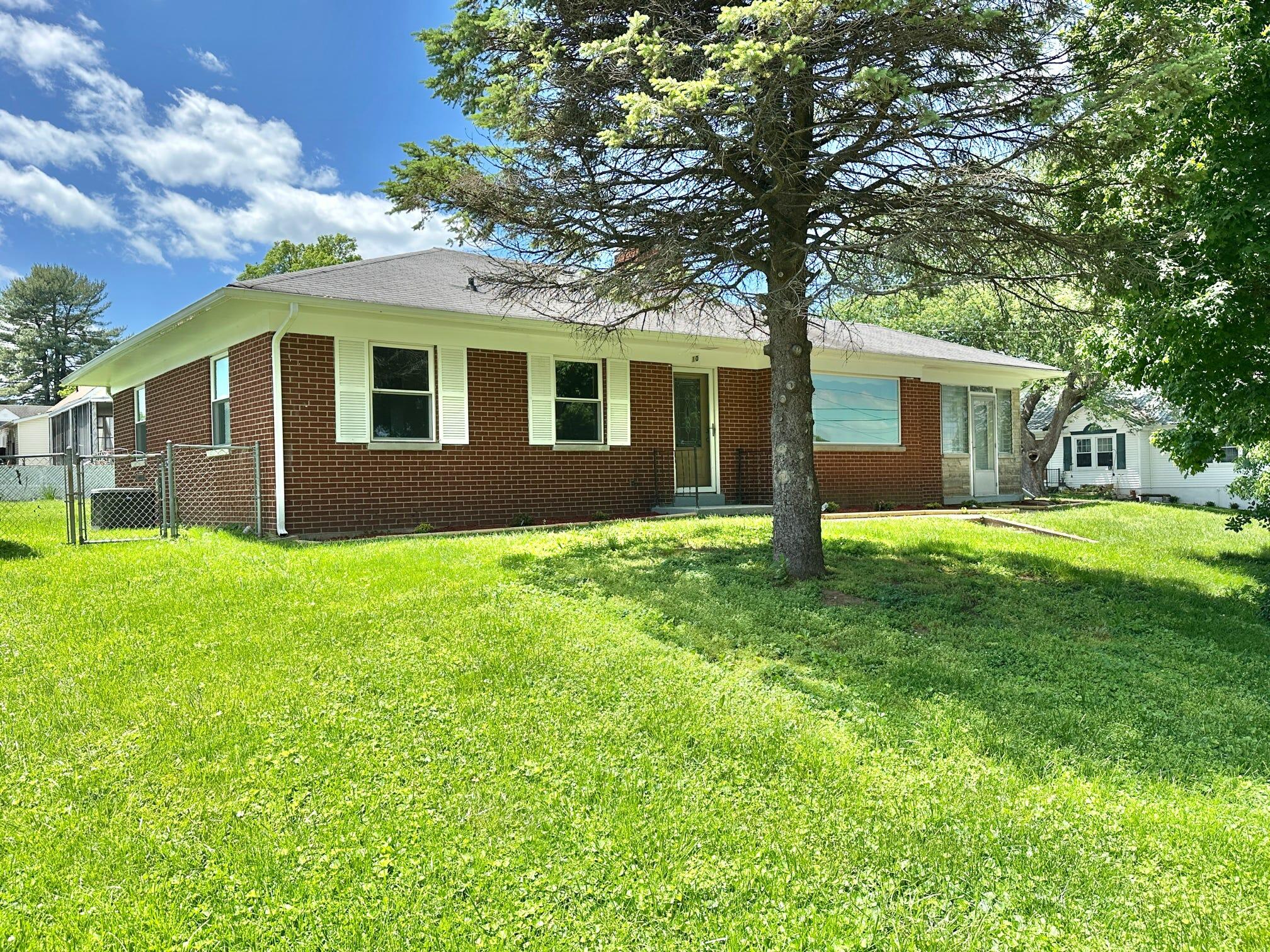 10 Kelly Avenue Property Photo 1
