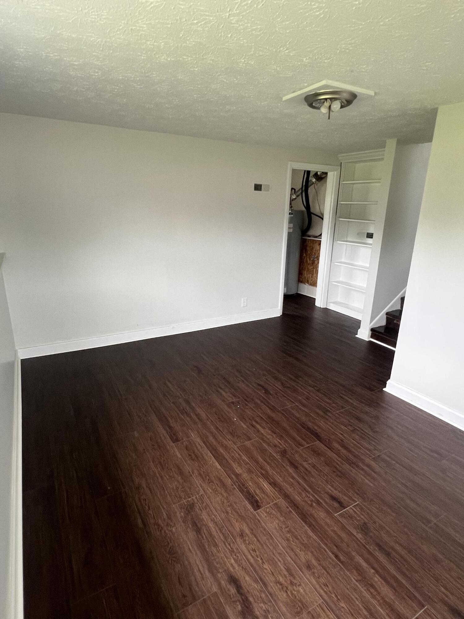 825 N Main Street Property Photo 33