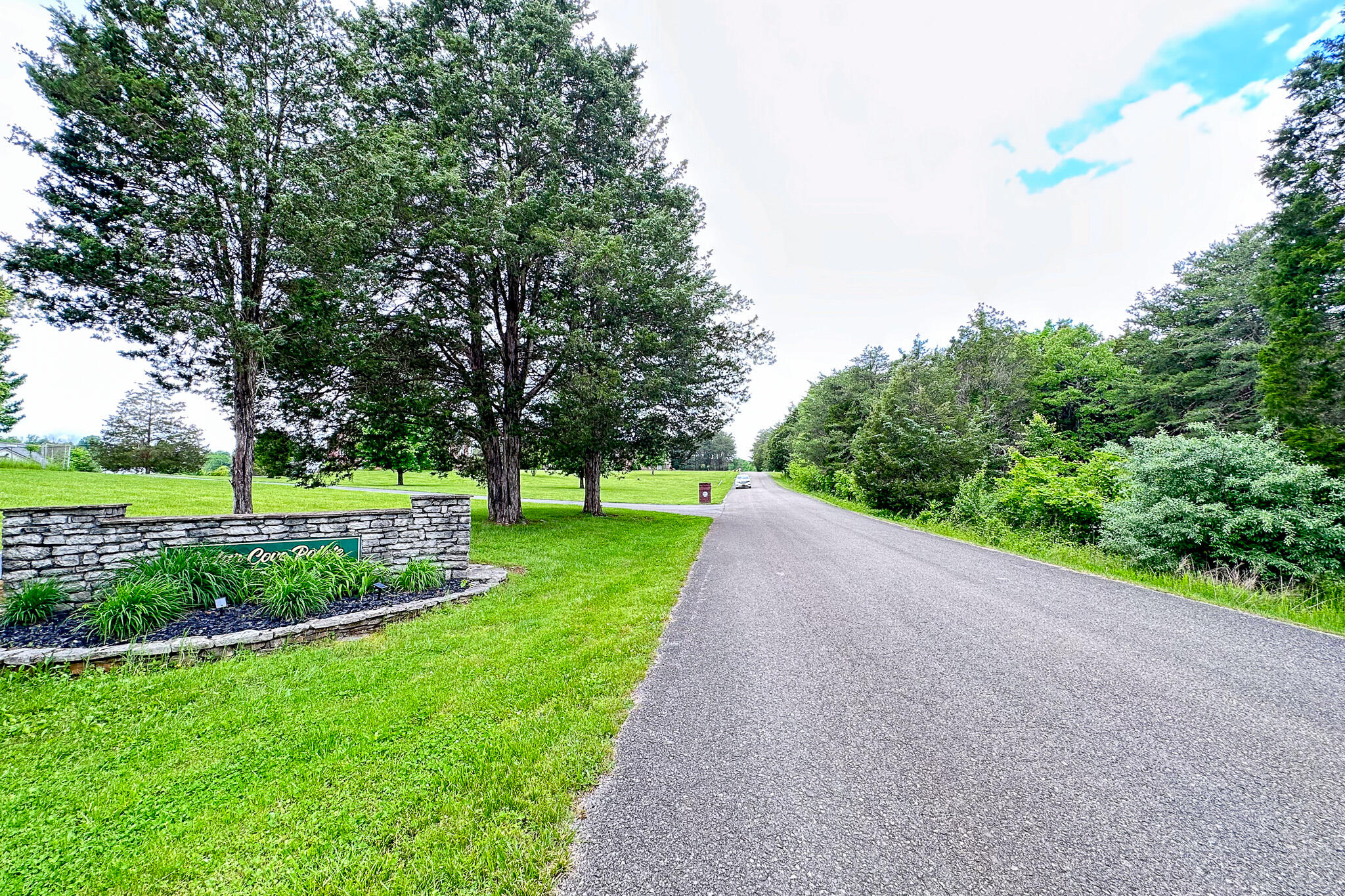 Lot 6 Cedar Pointe Drive Property Photo 1