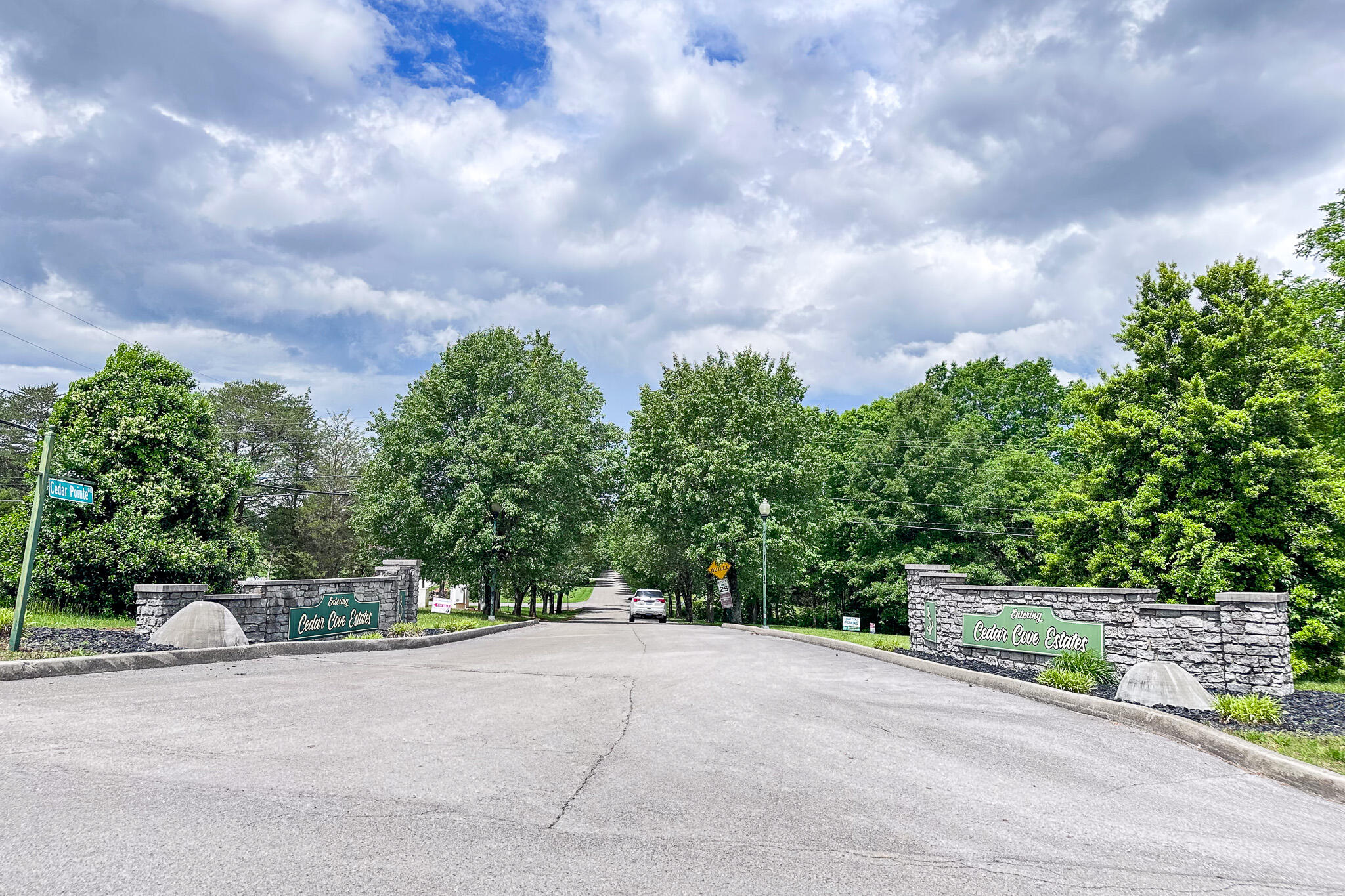 Lot 6 Cedar Pointe Drive Property Photo 2