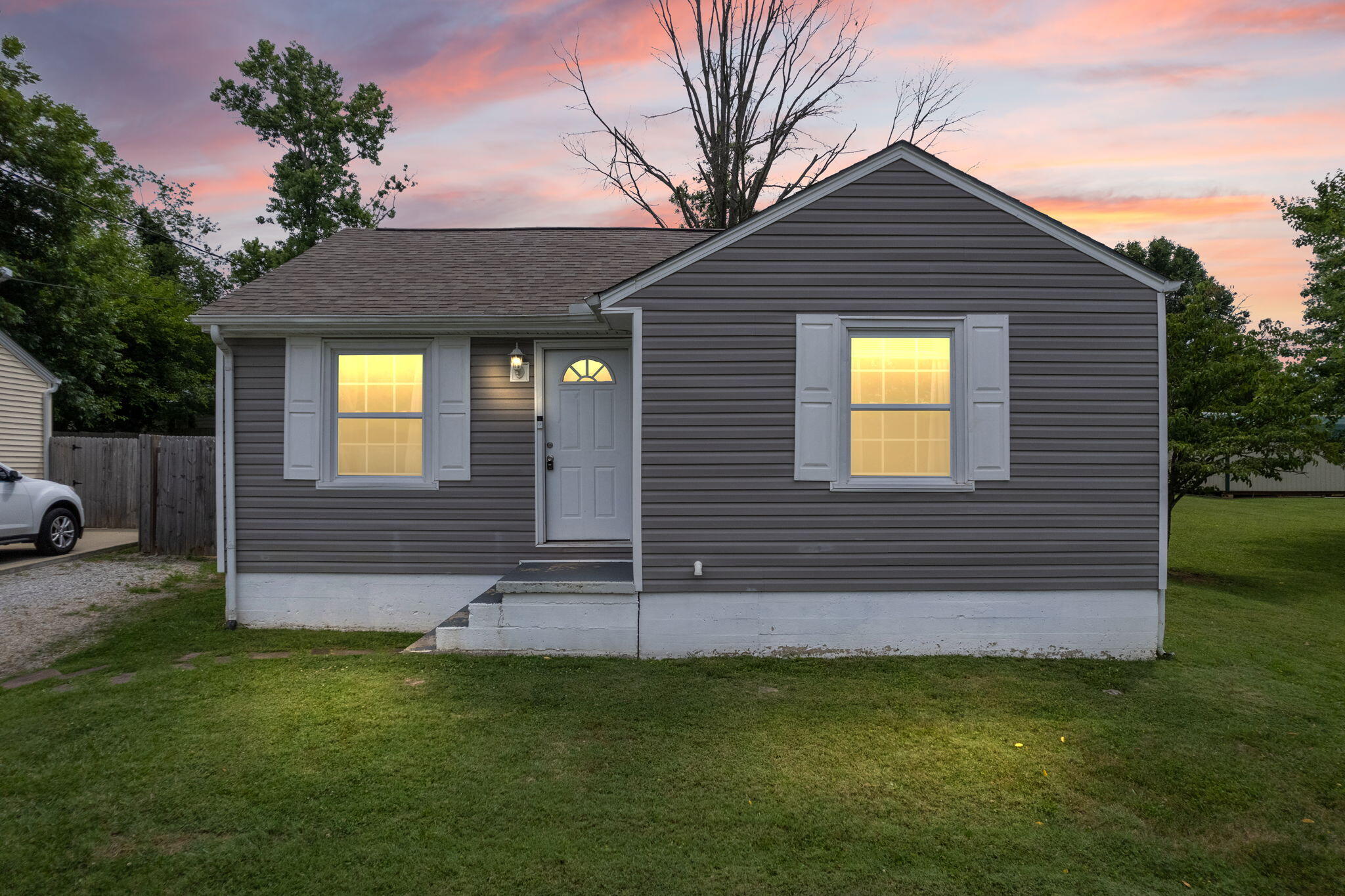 304 Hamilton Avenue Property Photo 1