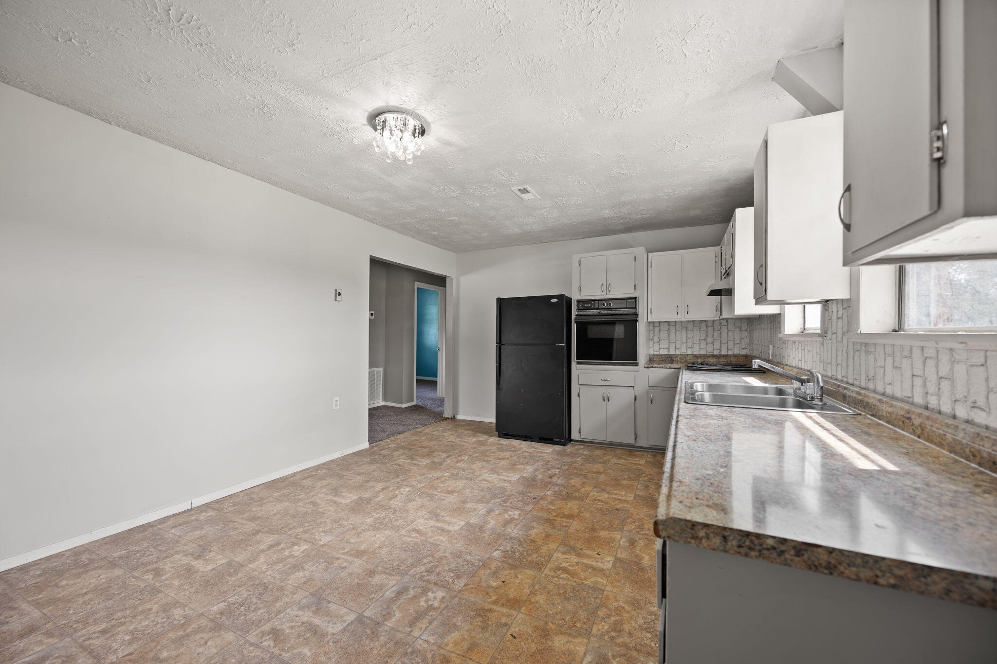 3947 Greenmount Bond Rd. Road Property Photo 6