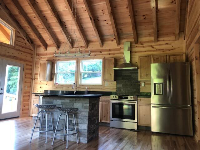 616 Zag Road Property Photo 8