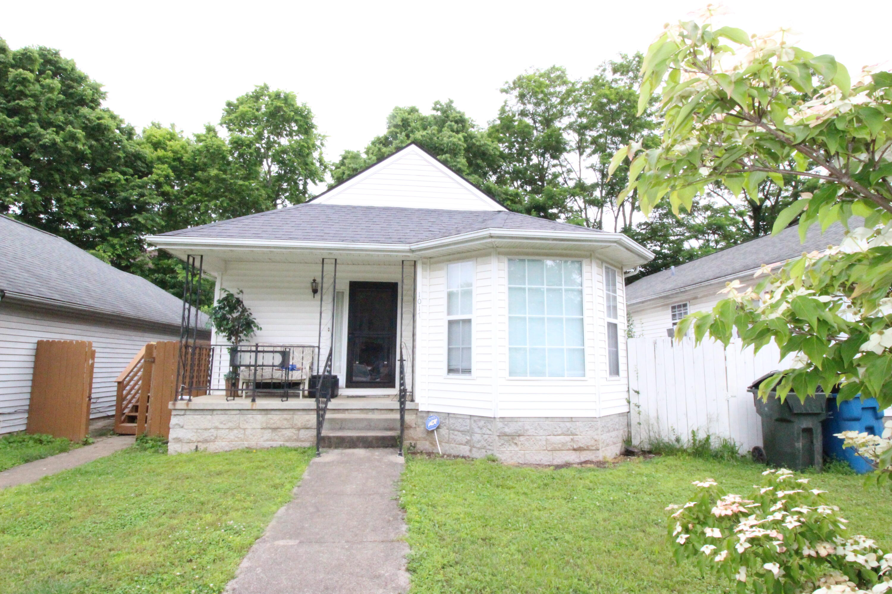 1017 Marshall Park Drive Property Photo 1