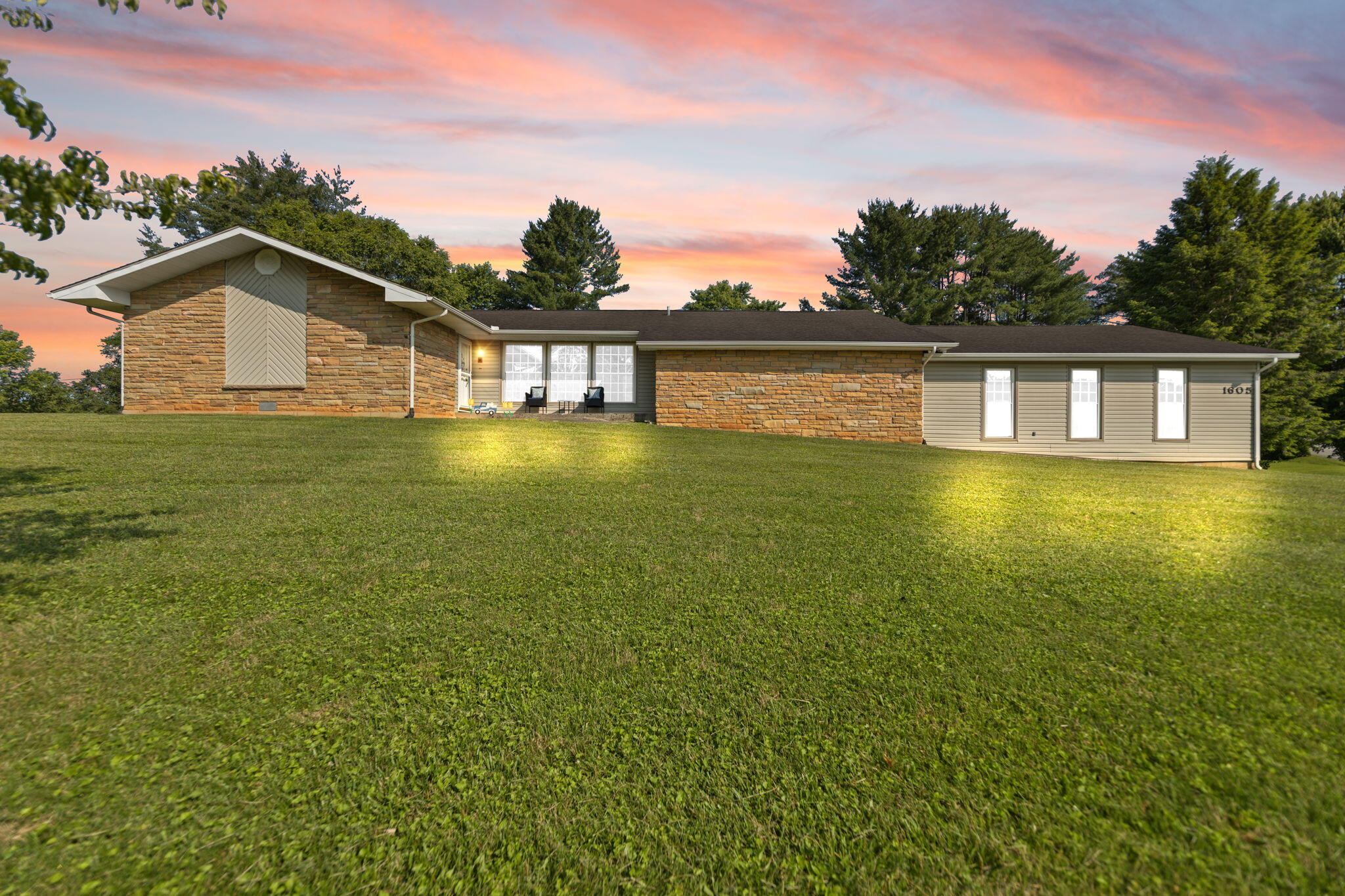 1605 Pumphouse Road Property Photo 1