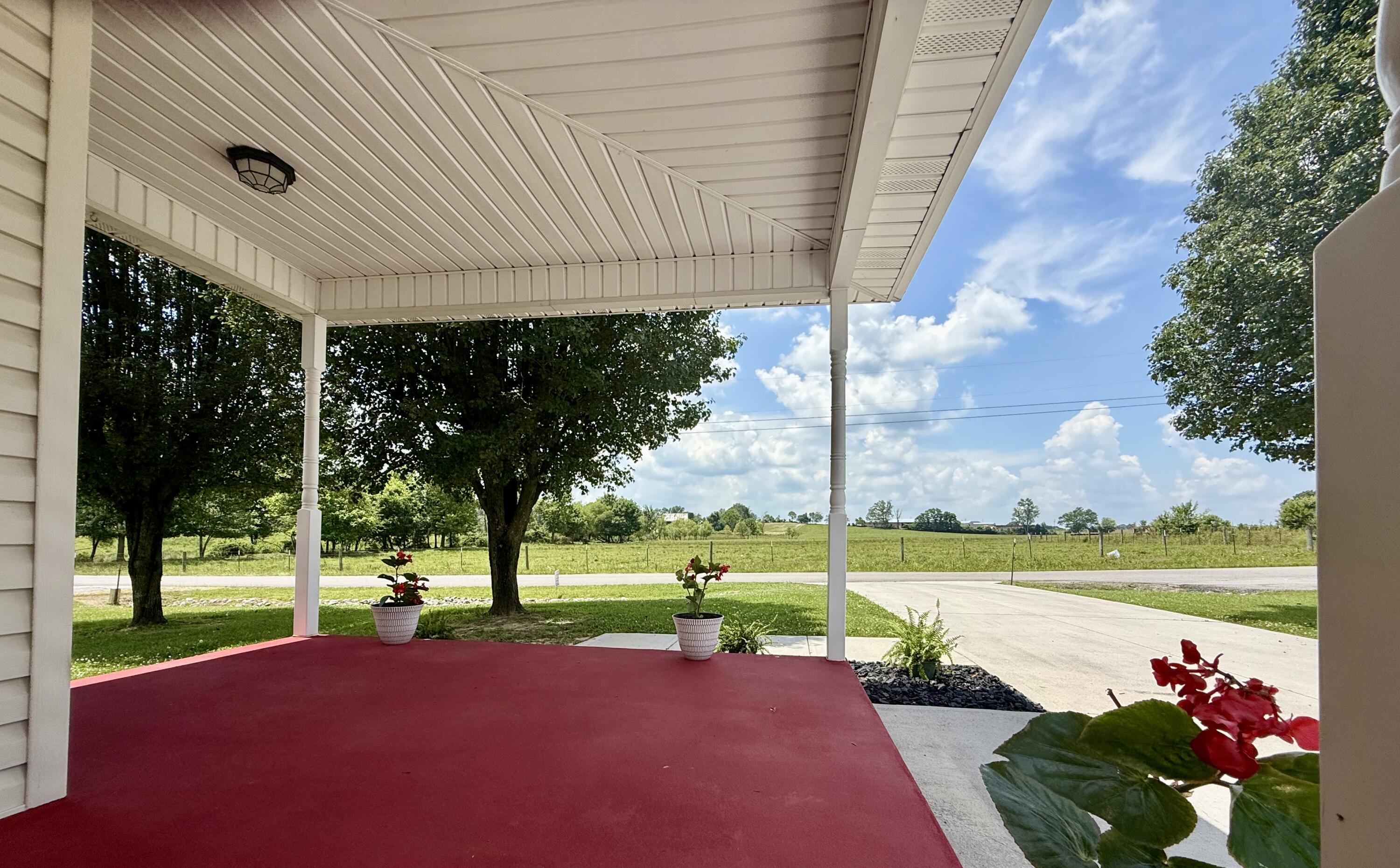 18 Canterbury Drive Property Photo 3
