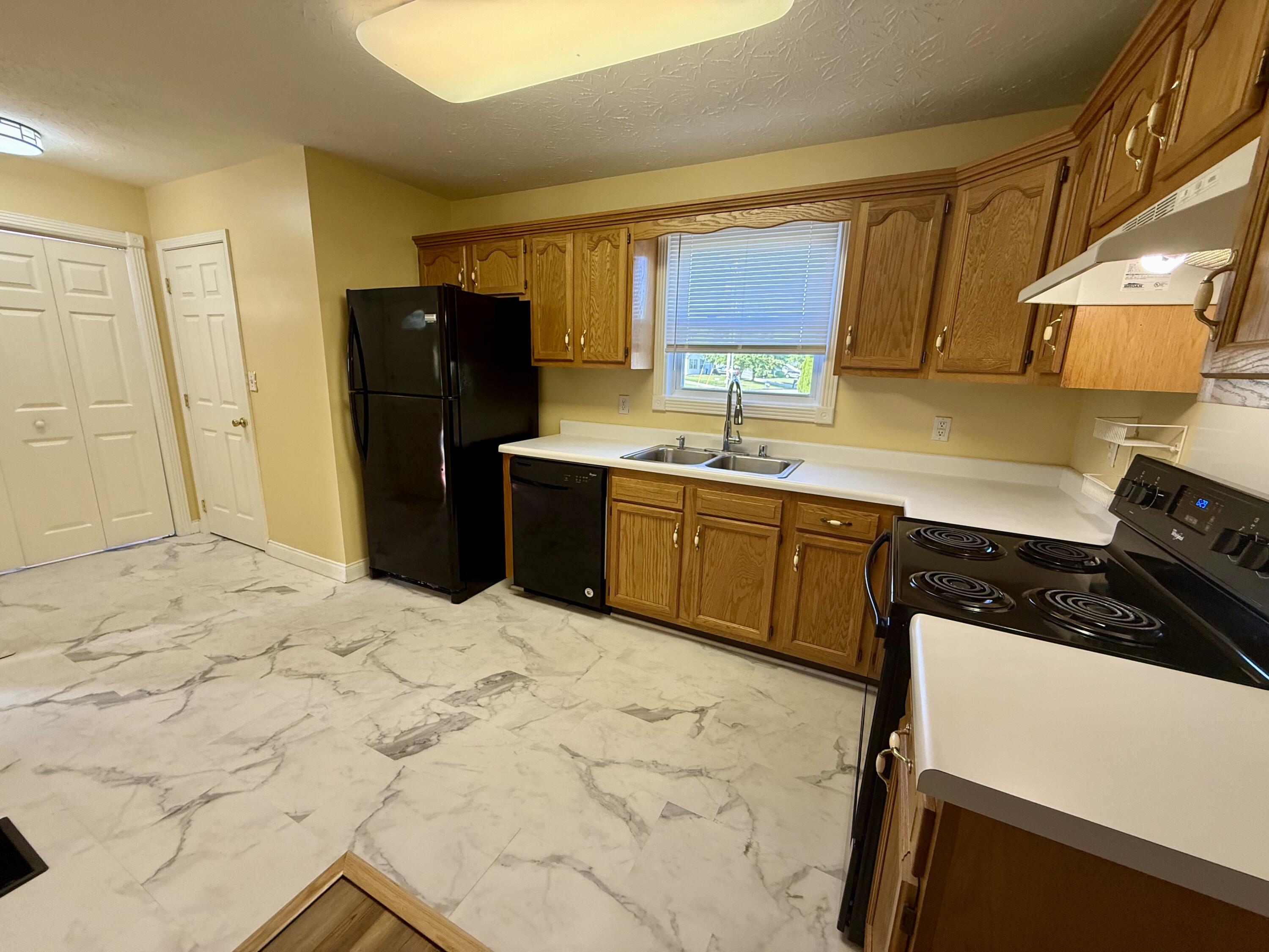 18 Canterbury Drive Property Photo 10