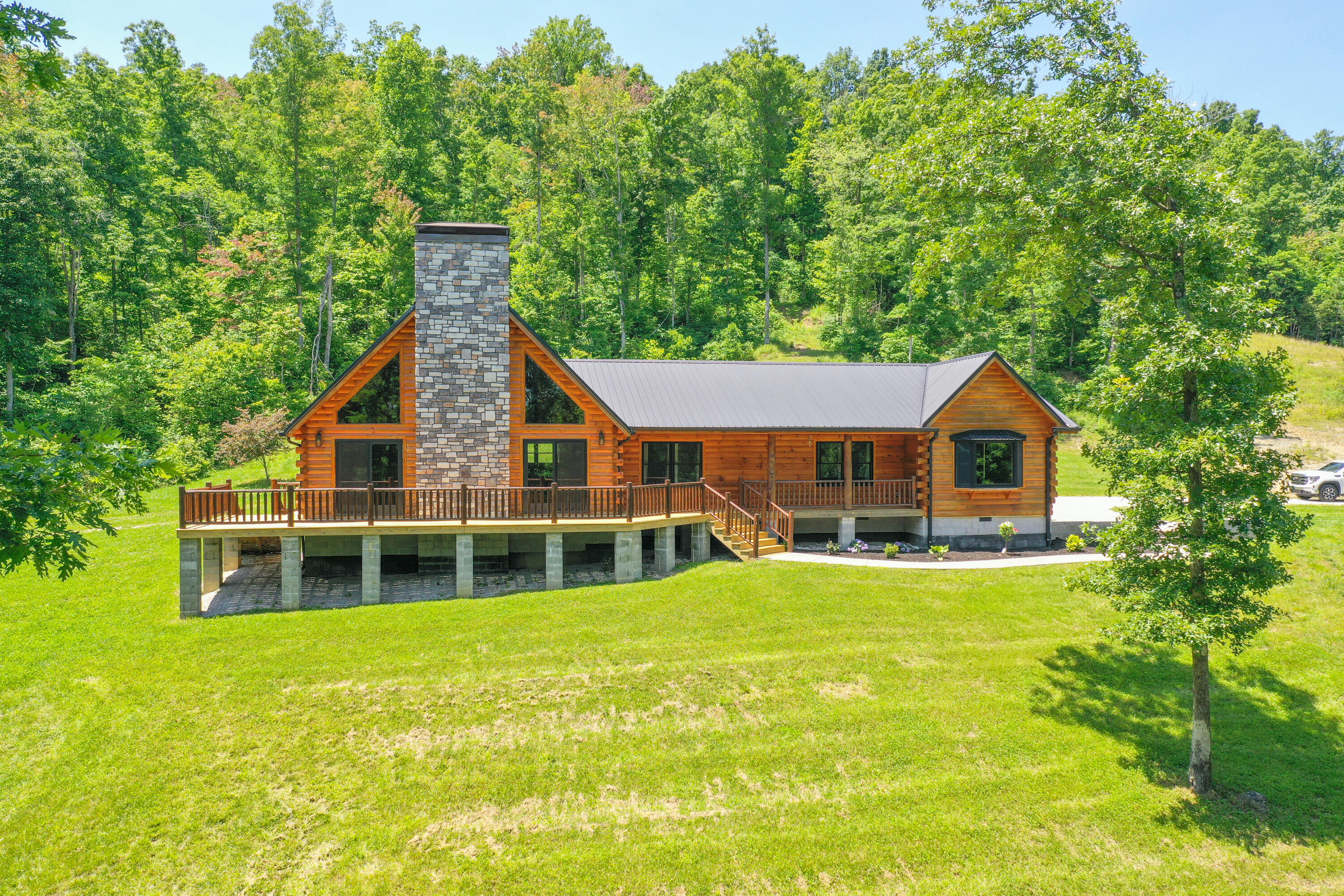 1300 Gabbard Road Property Photo 1