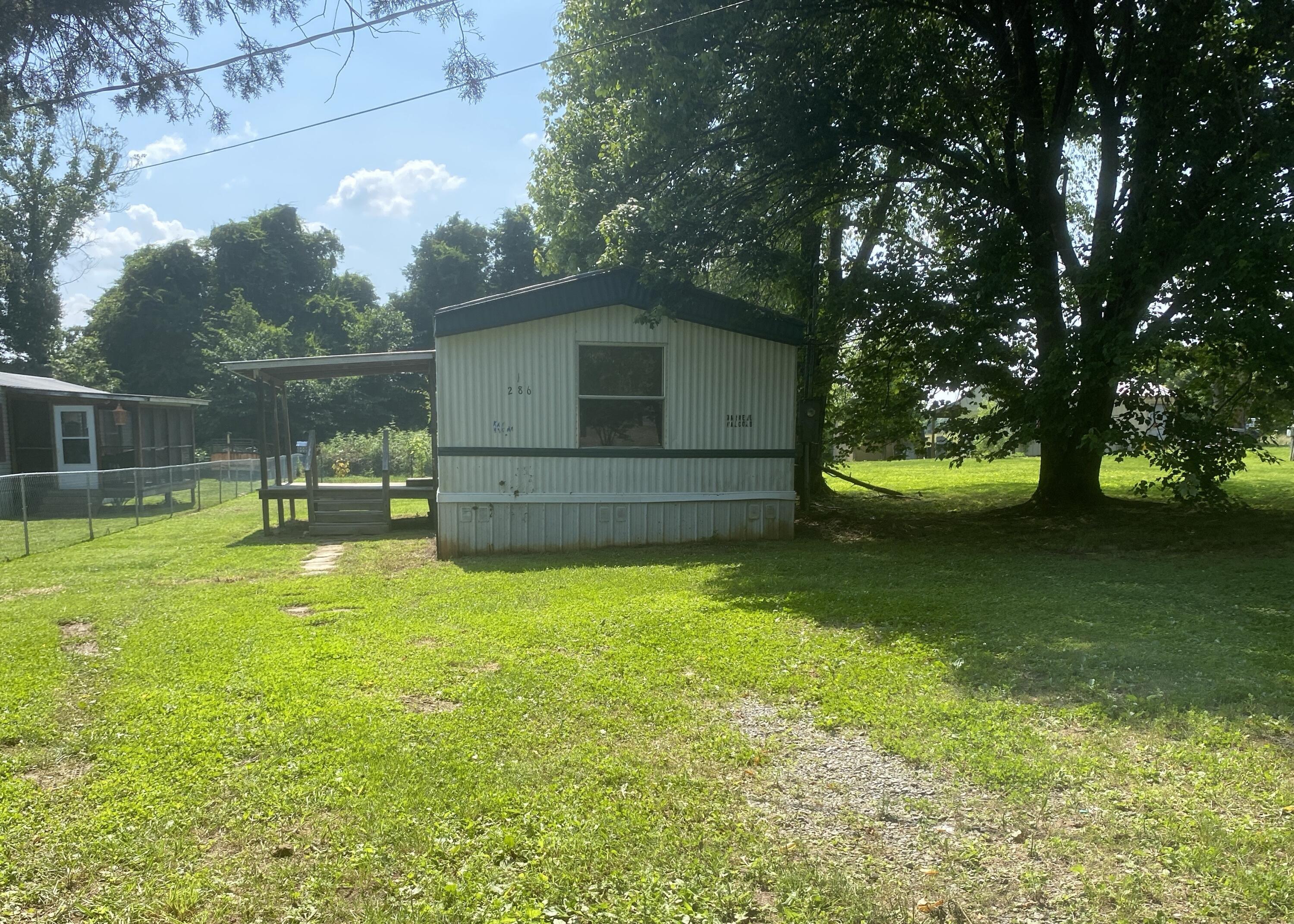 286 Geneva Drive Property Photo 1