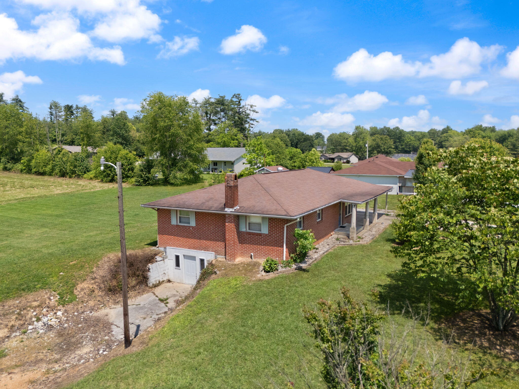 386 Boggs Road Property Photo 35