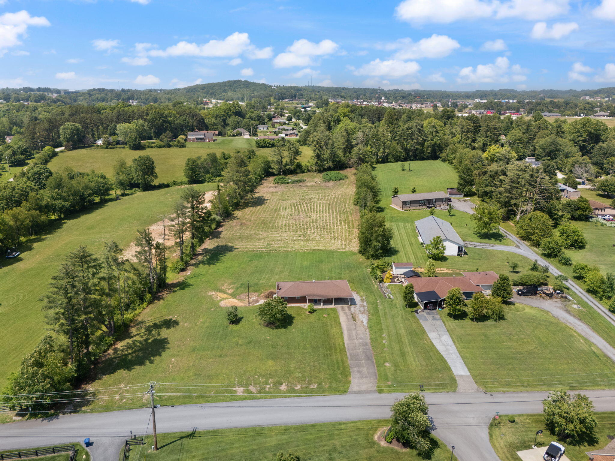386 Boggs Road Property Photo 38