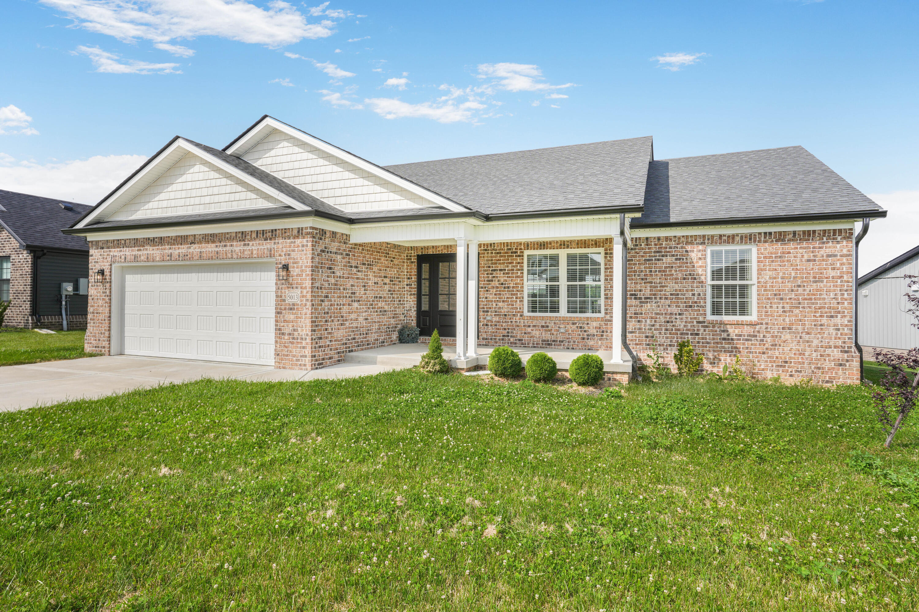 5013 Bentwood Court Court Property Photo 1