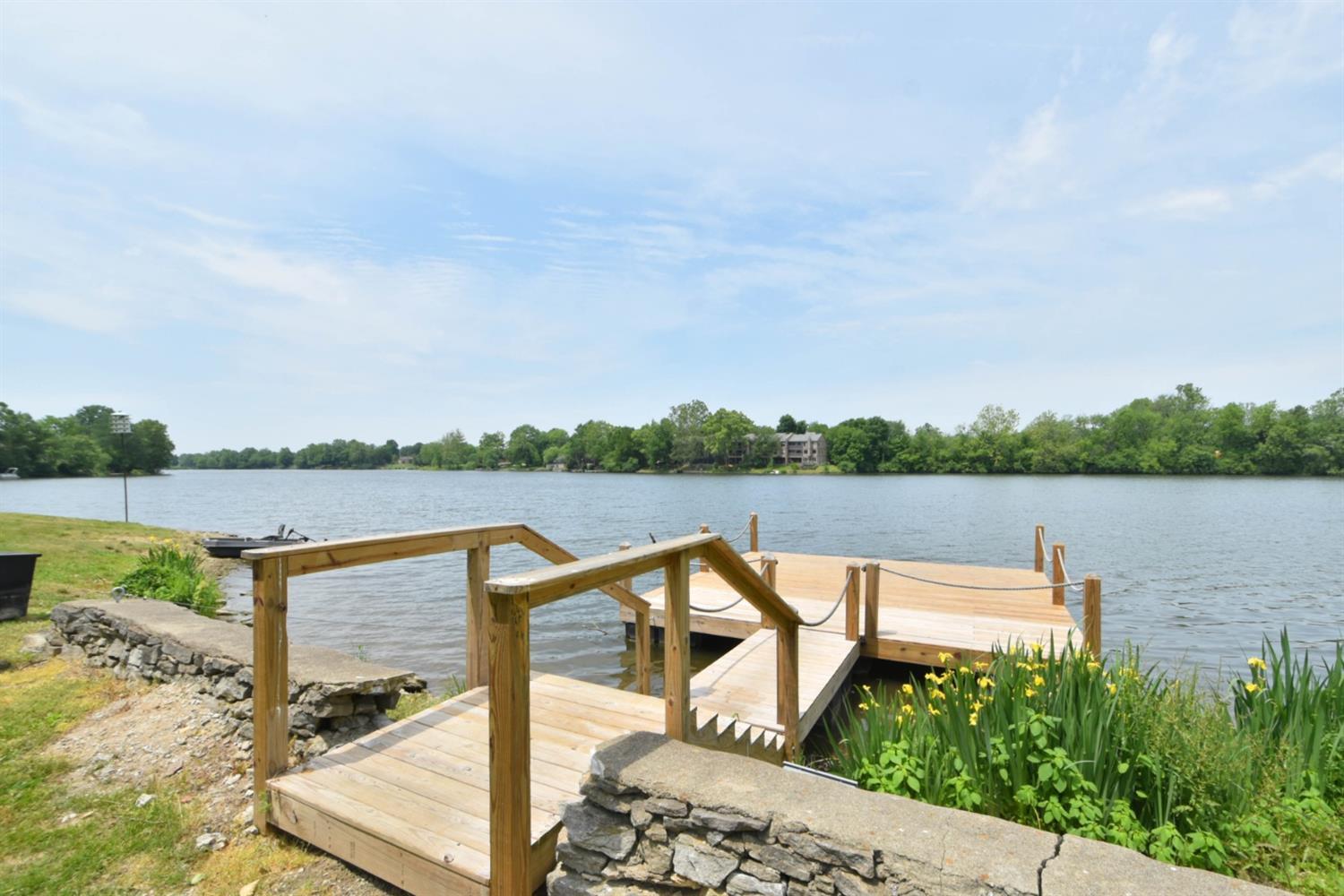 2414 Lake Park Road Property Photo 1