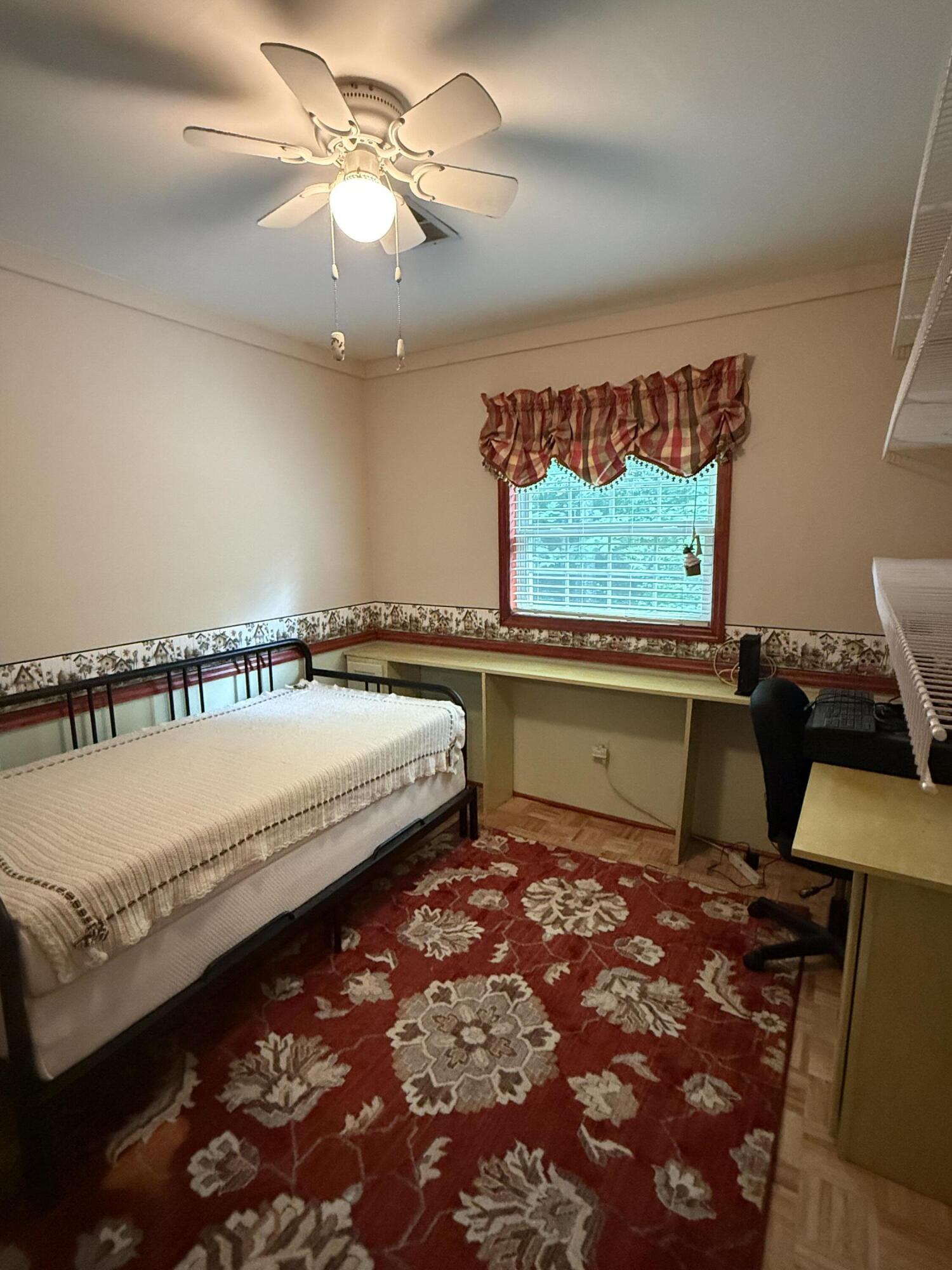 235 Elkview Road Property Photo 15