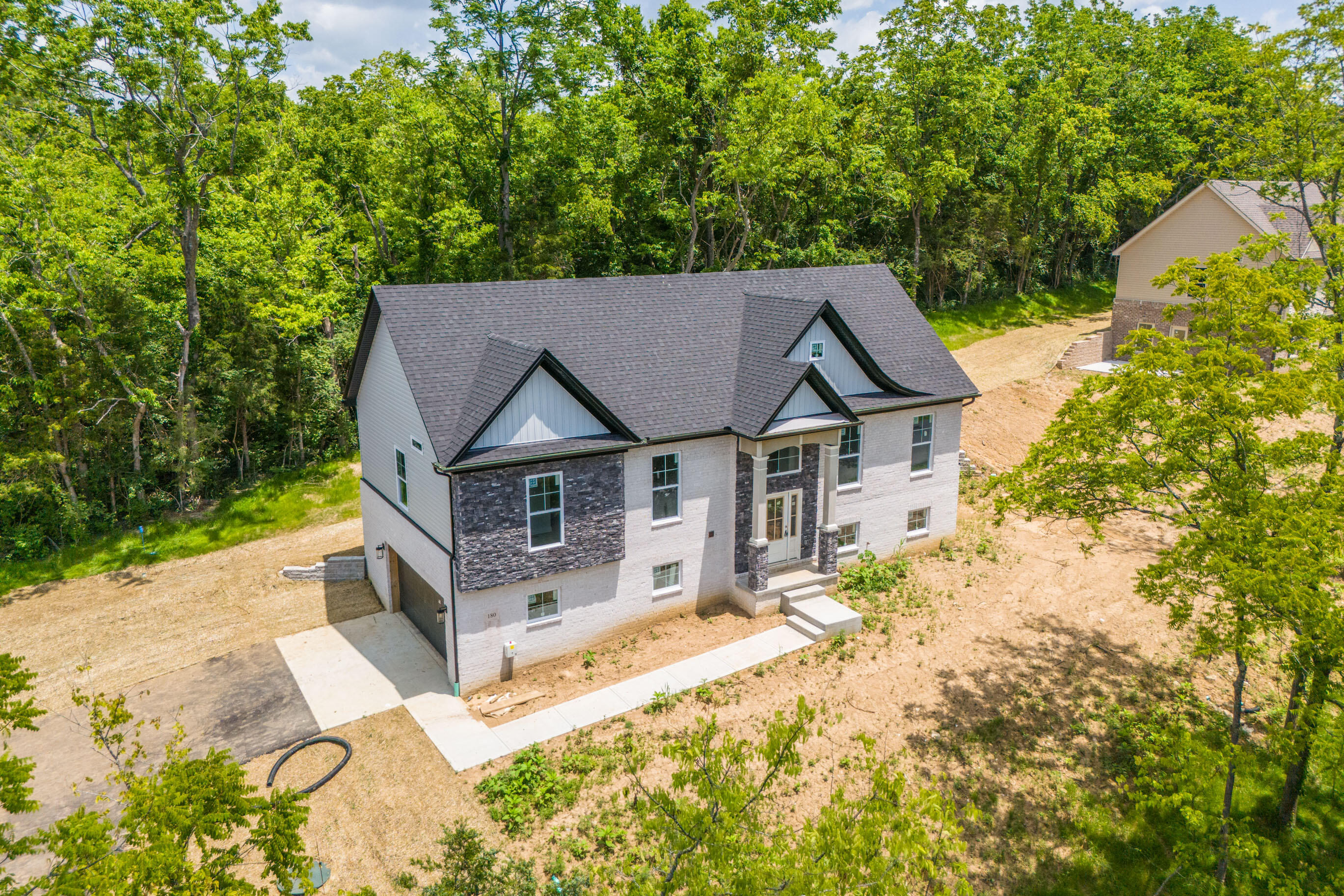 180 Upper Hines Creek Road Property Photo 1