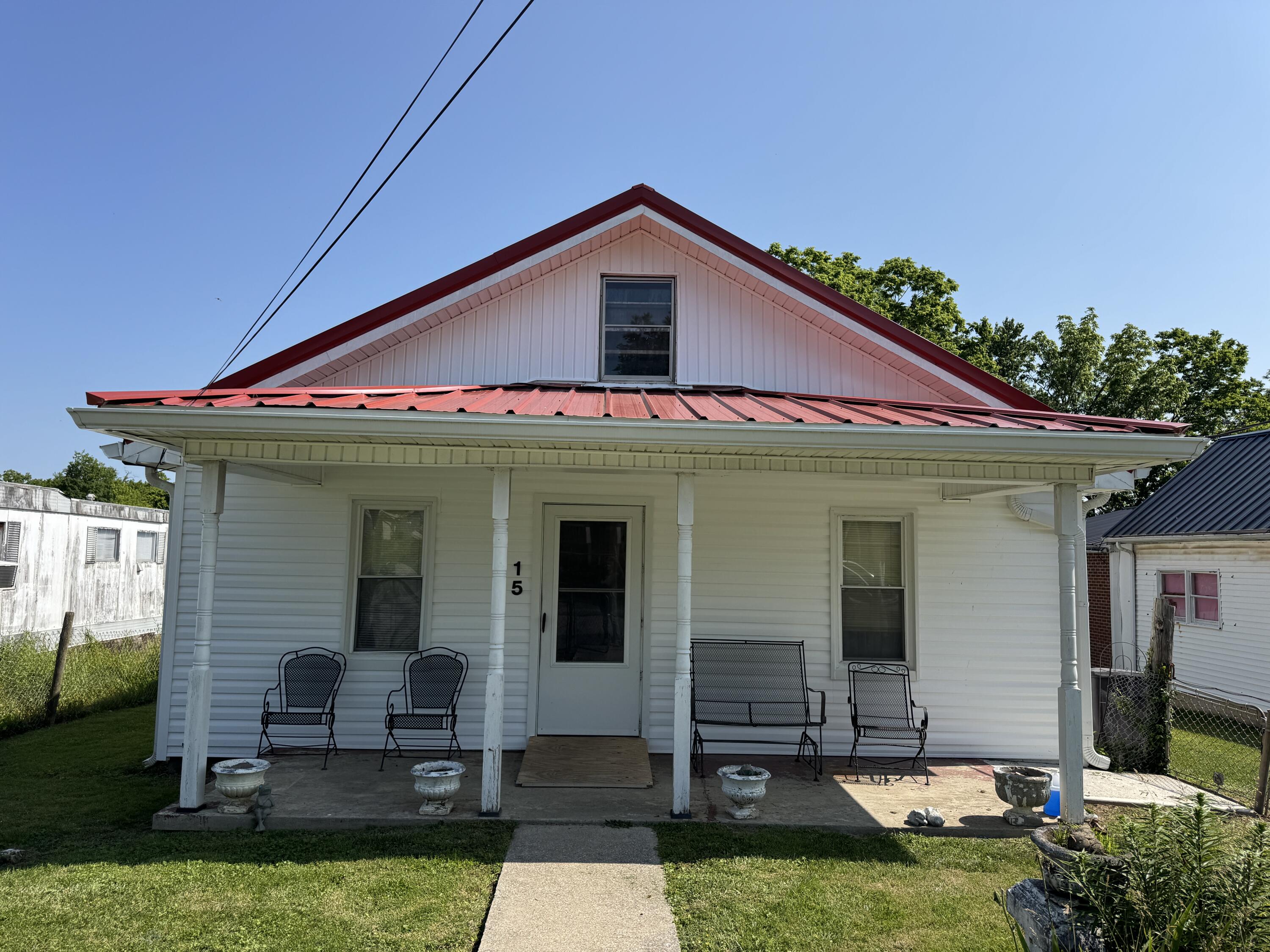 15 Sycamore Street Property Photo 1