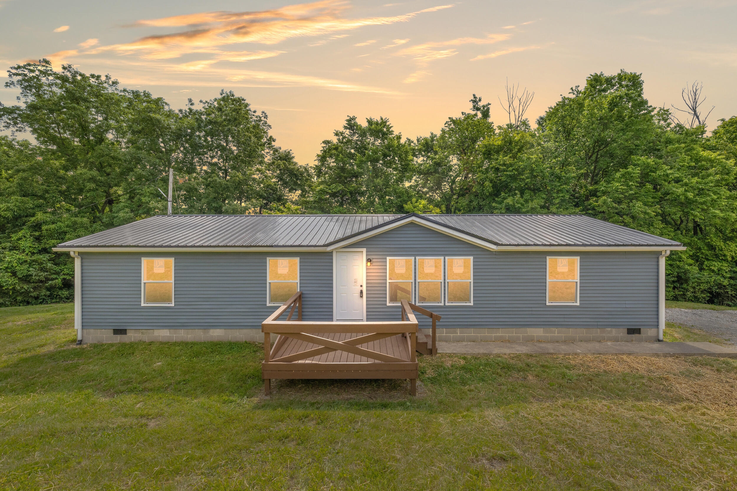 174 Sky Lane Property Photo 1