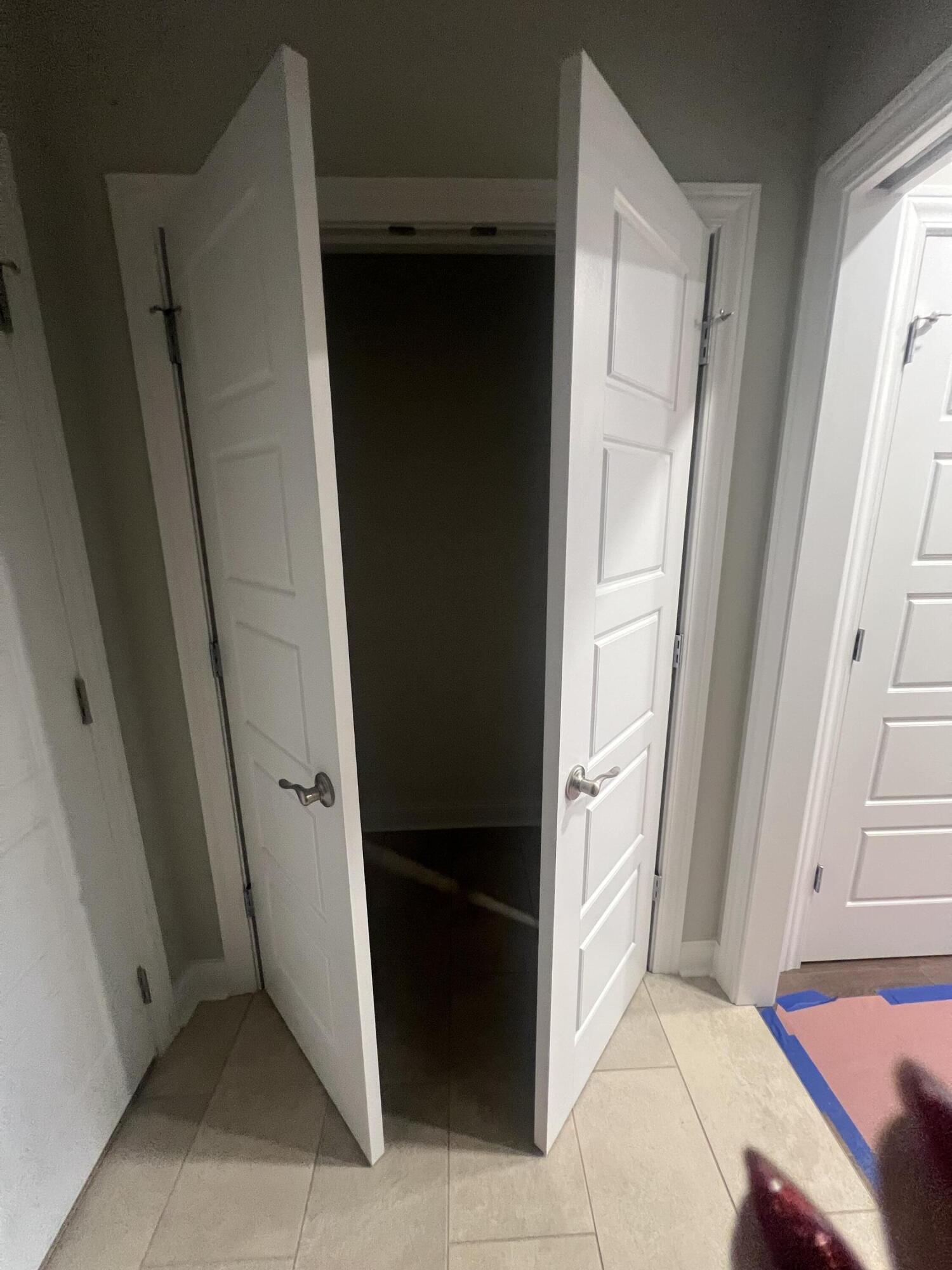 1121 Leawood Drive Property Photo 12
