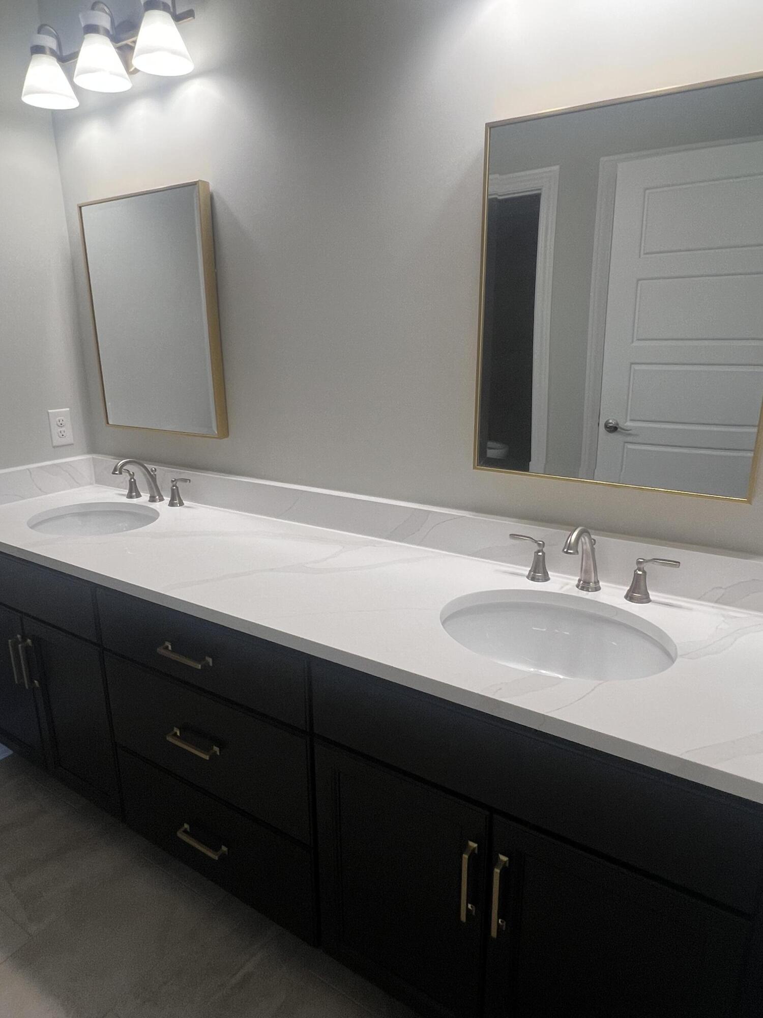 1121 Leawood Drive Property Photo 19