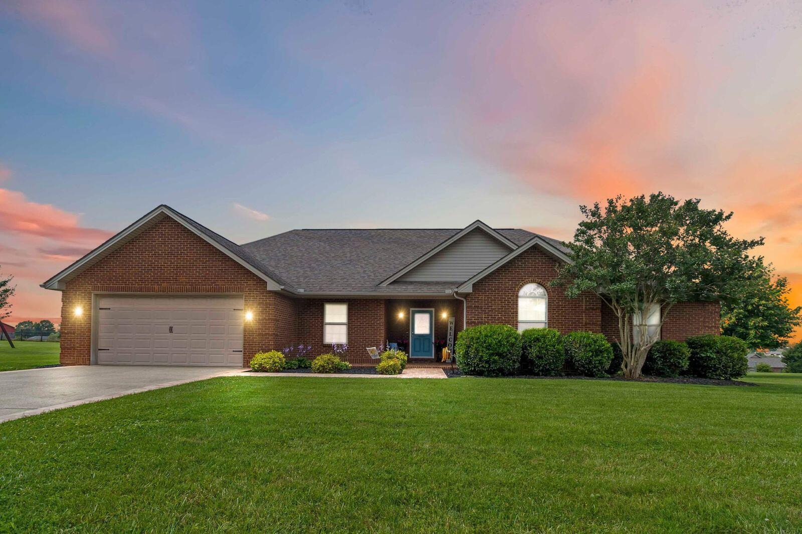 468 Whisper Woods Drive Property Photo 1