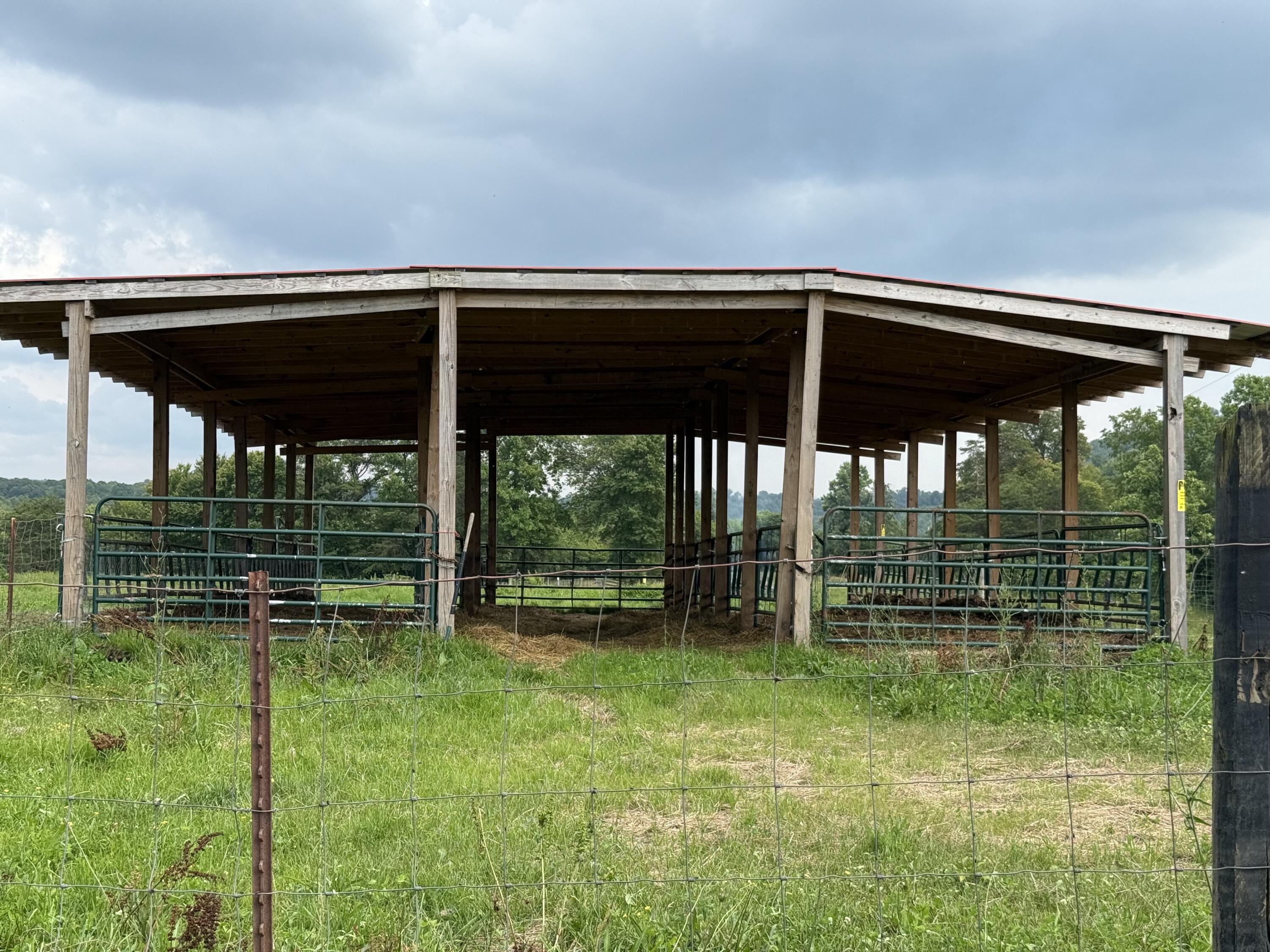 1440 Lawson Bend Road Property Photo 6