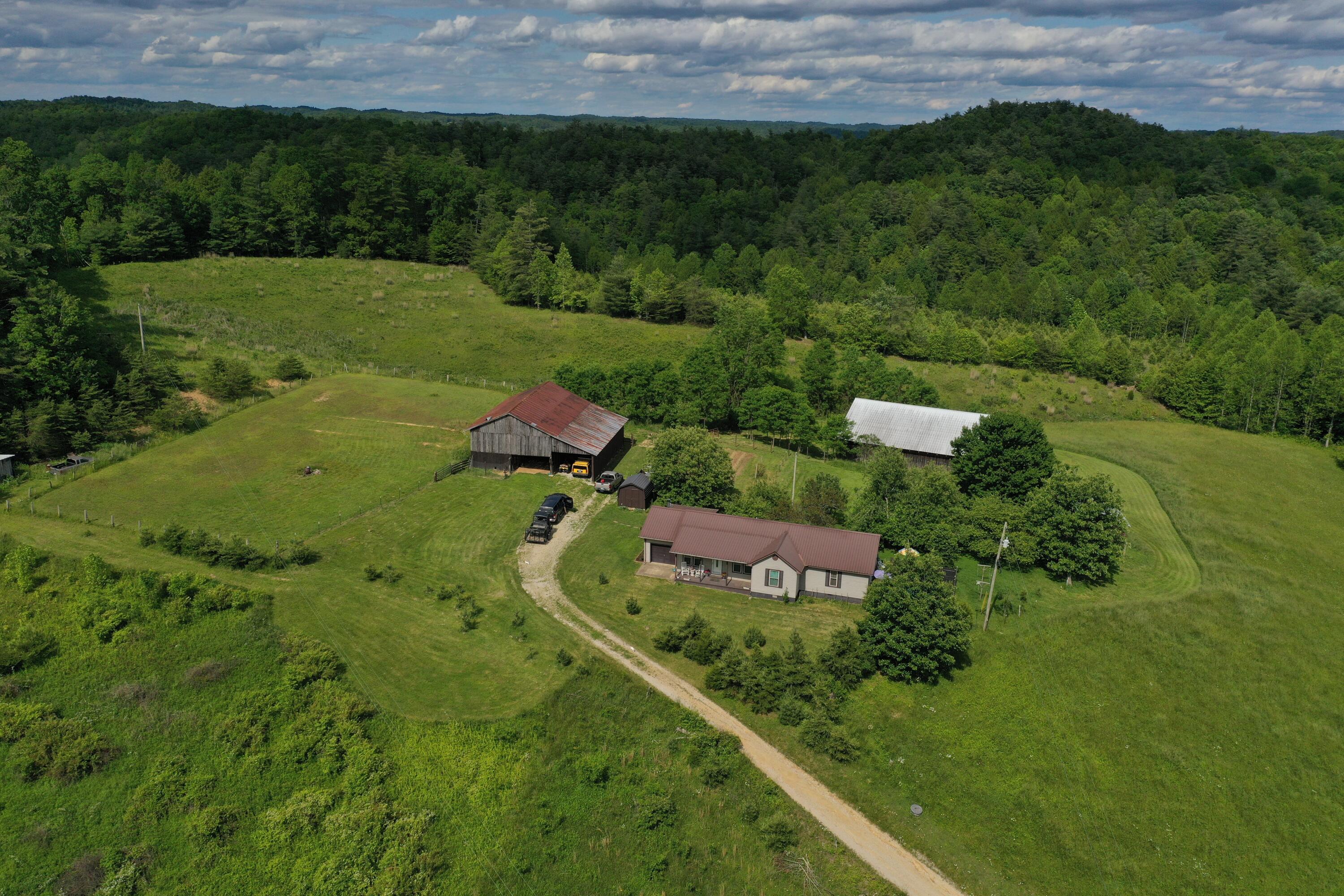 342 Dewey Banks Road Property Photo 1