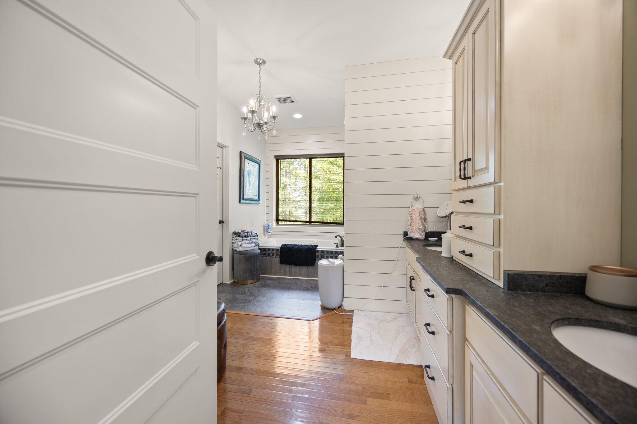 162 Summer Breeze Drive Property Photo 33
