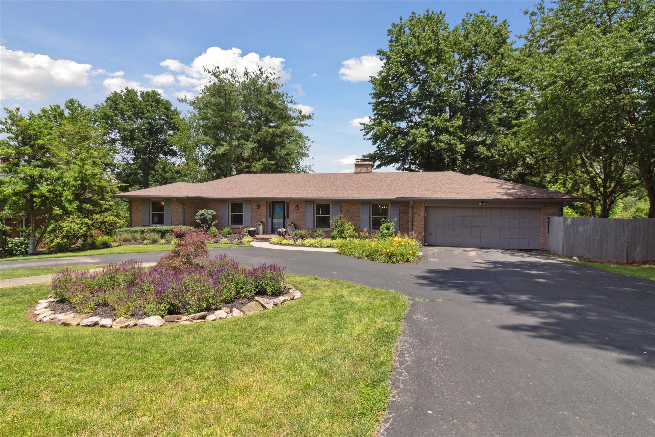 1624 Linstead Drive Property Photo 1