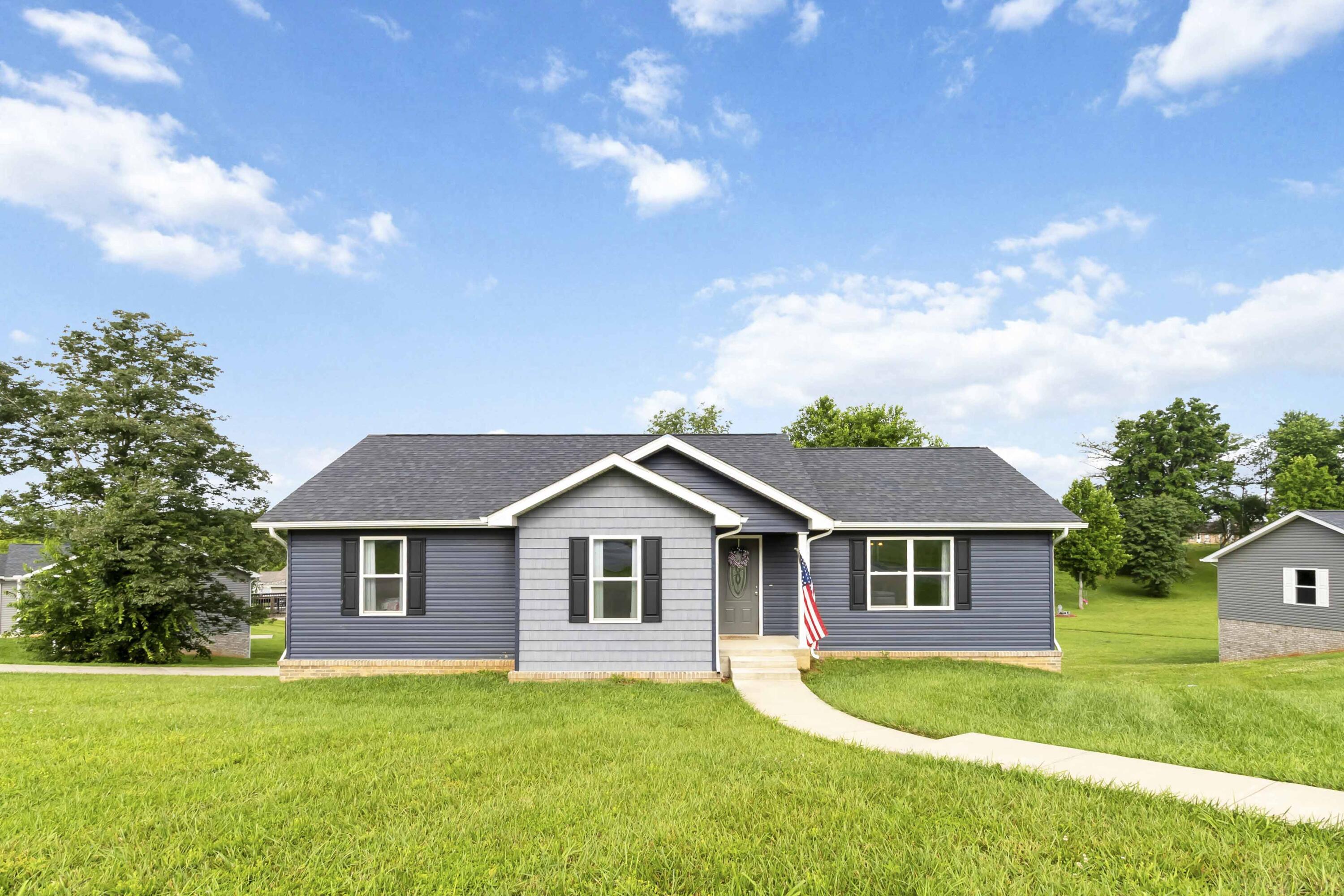 81 Grand Crossing Court Property Photo 1