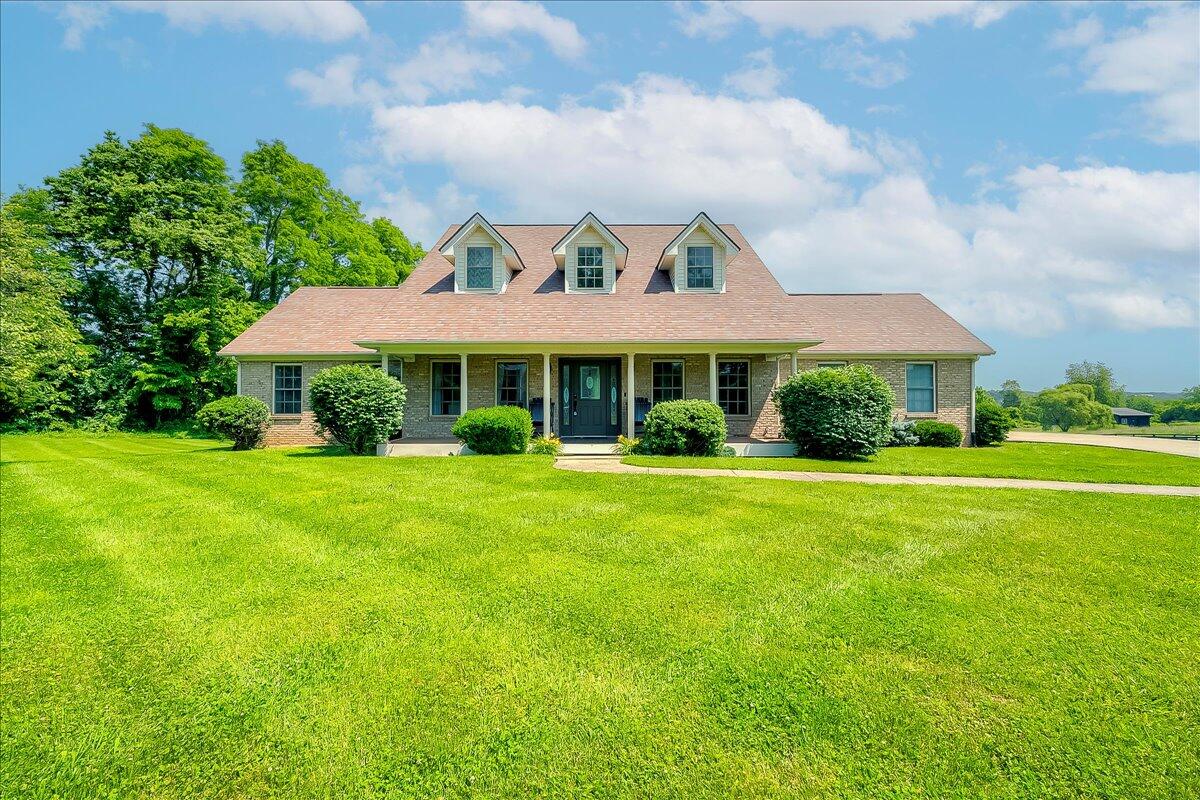 482 Colston Lane Property Photo 1