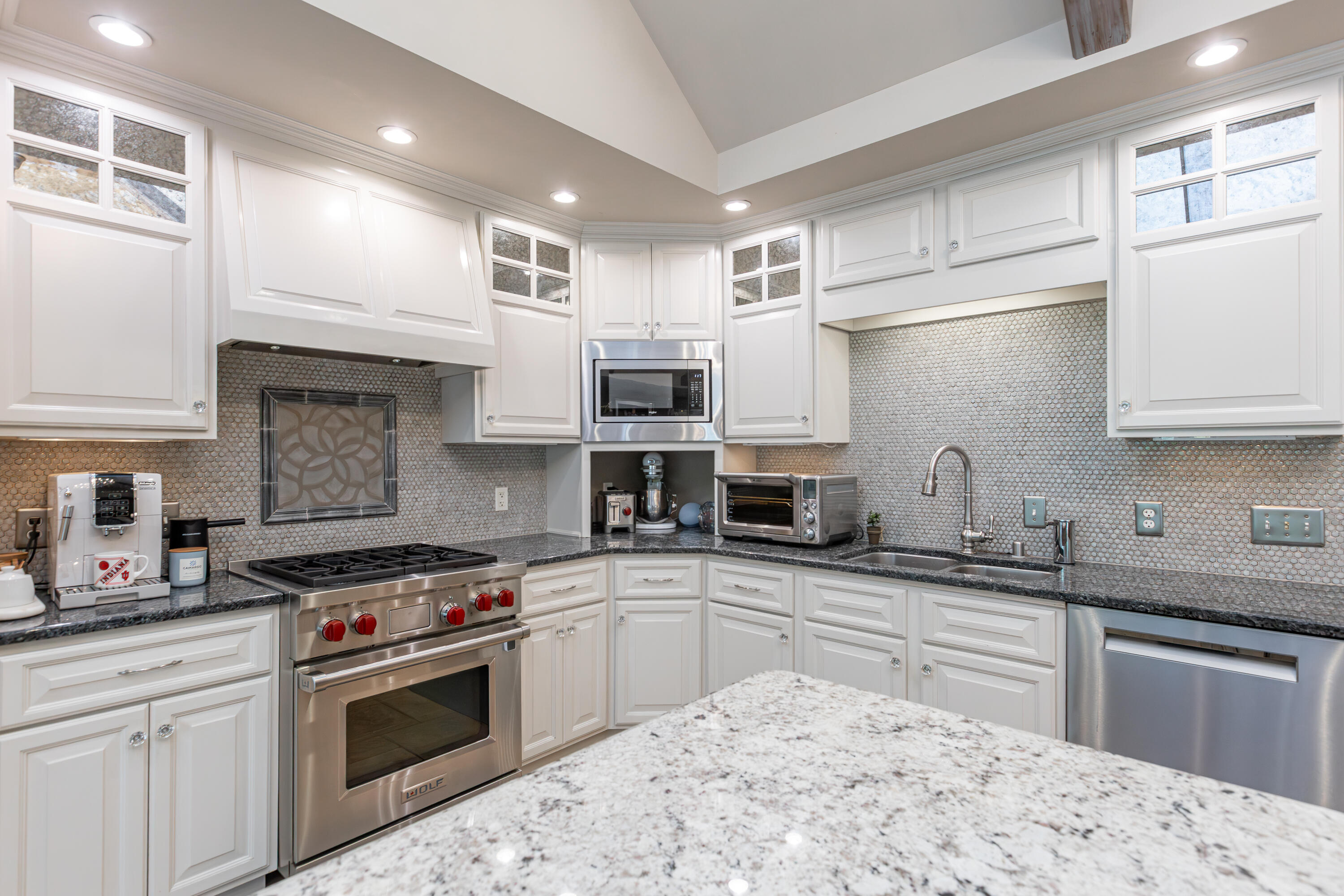 649 Lakeshore Drive Property Photo 11