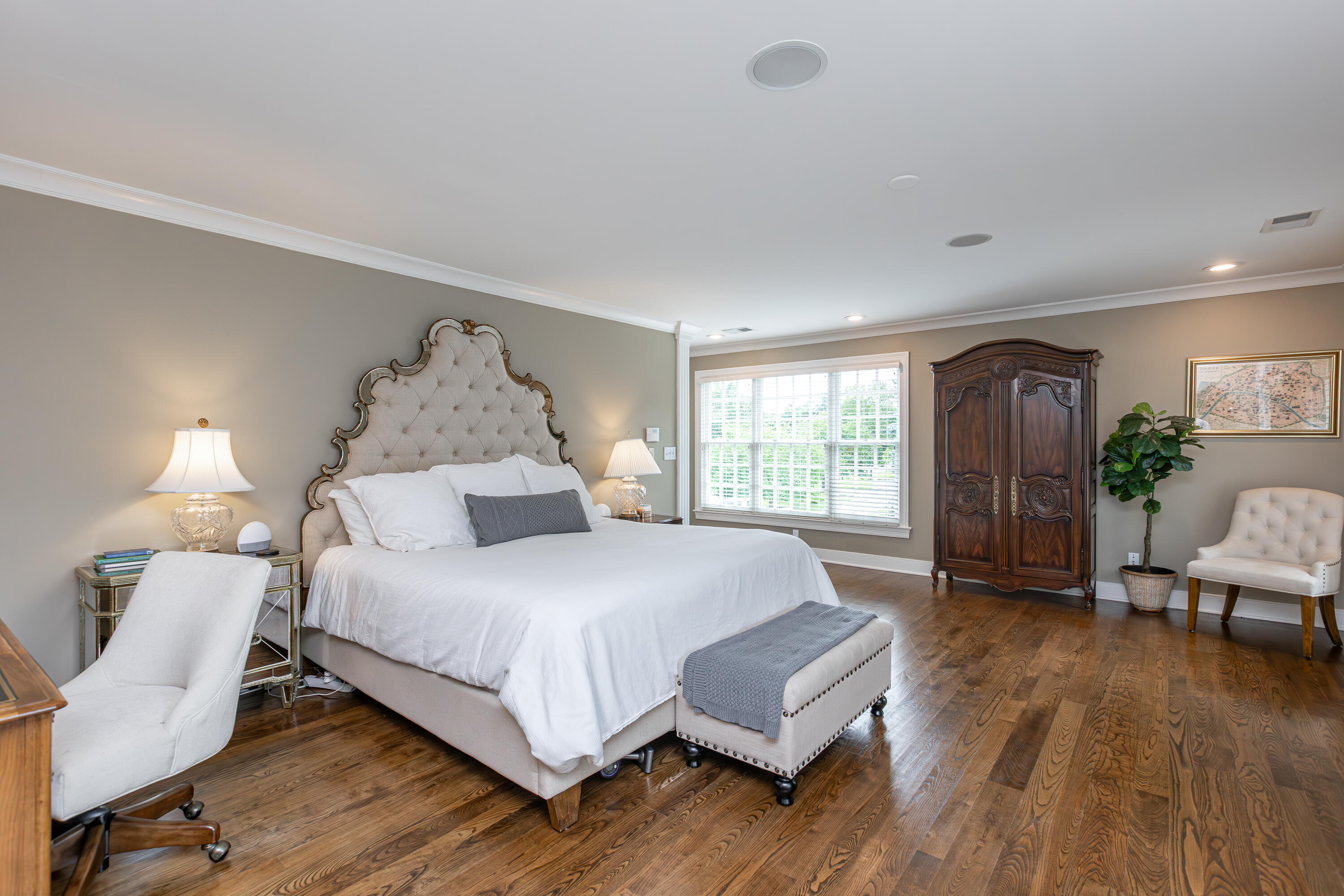 649 Lakeshore Drive Property Photo 16