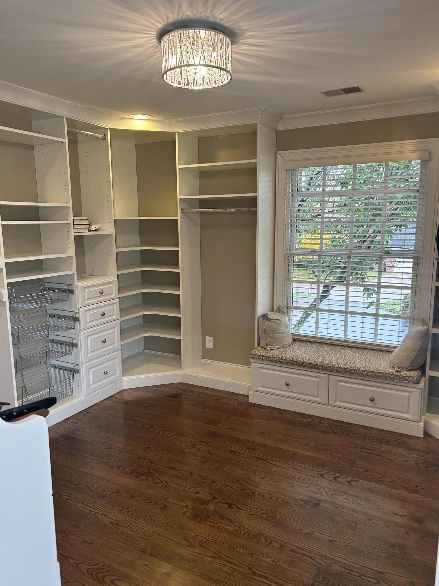 649 Lakeshore Drive Property Photo 18