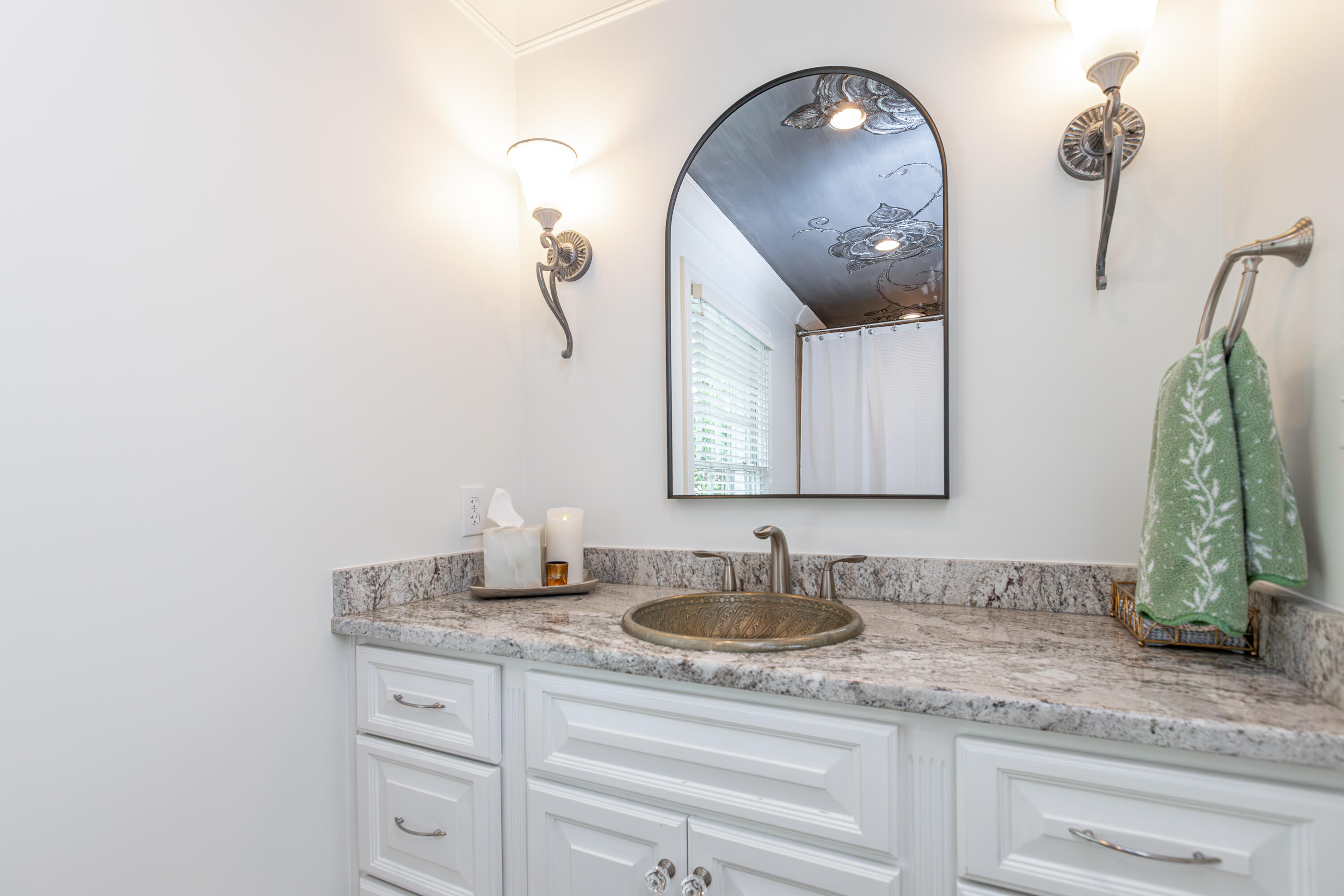 649 Lakeshore Drive Property Photo 23