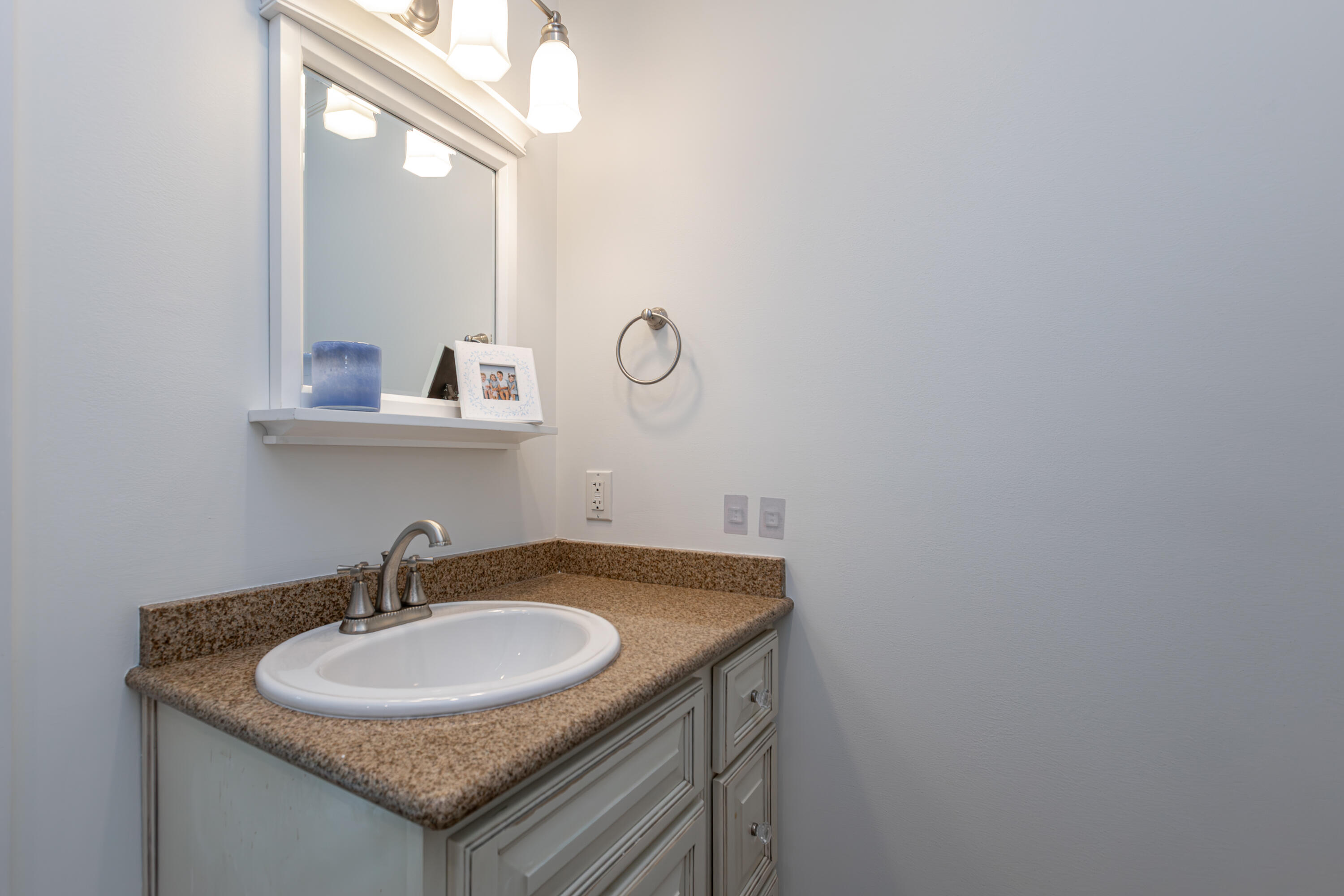 649 Lakeshore Drive Property Photo 26