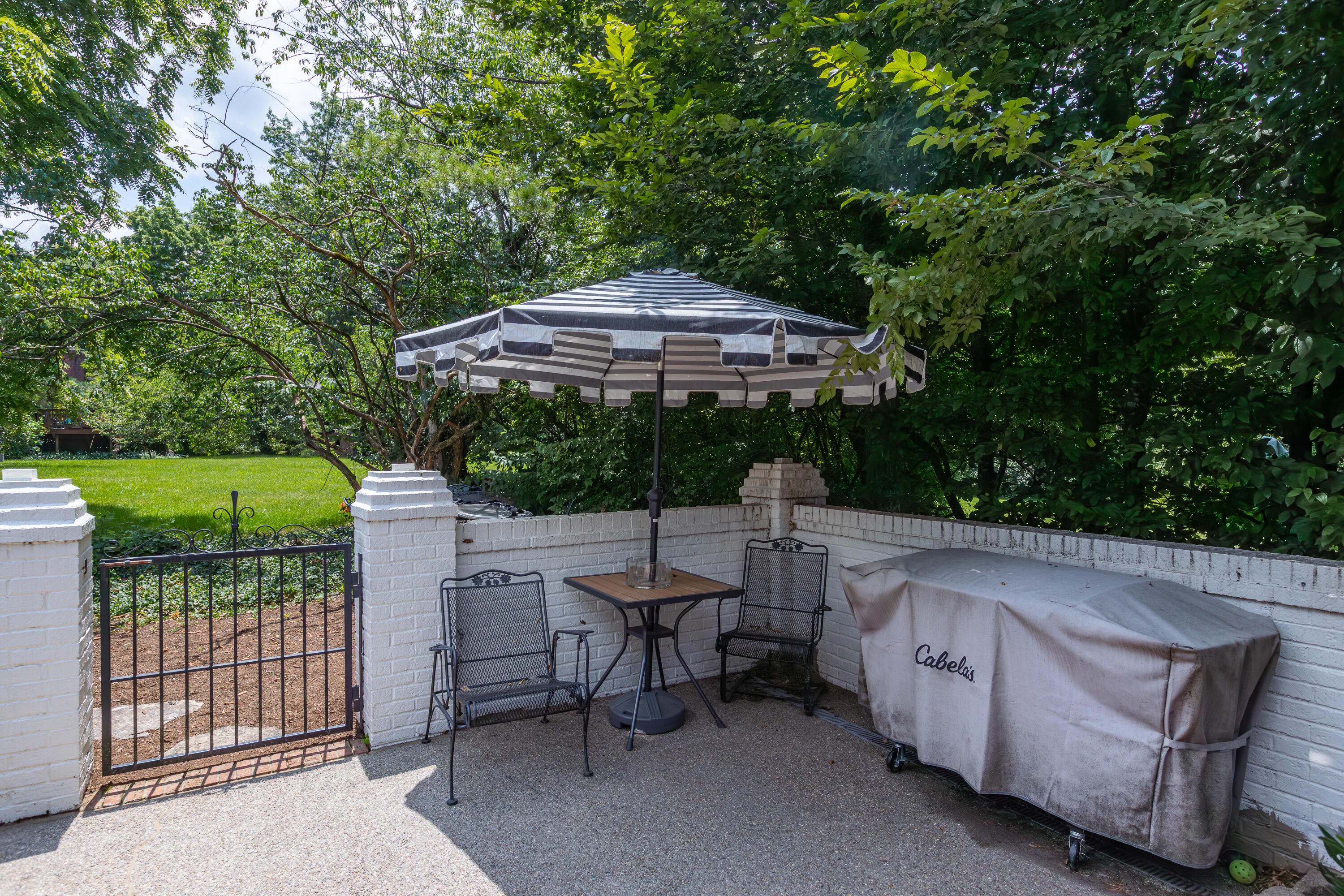649 Lakeshore Drive Property Photo 39