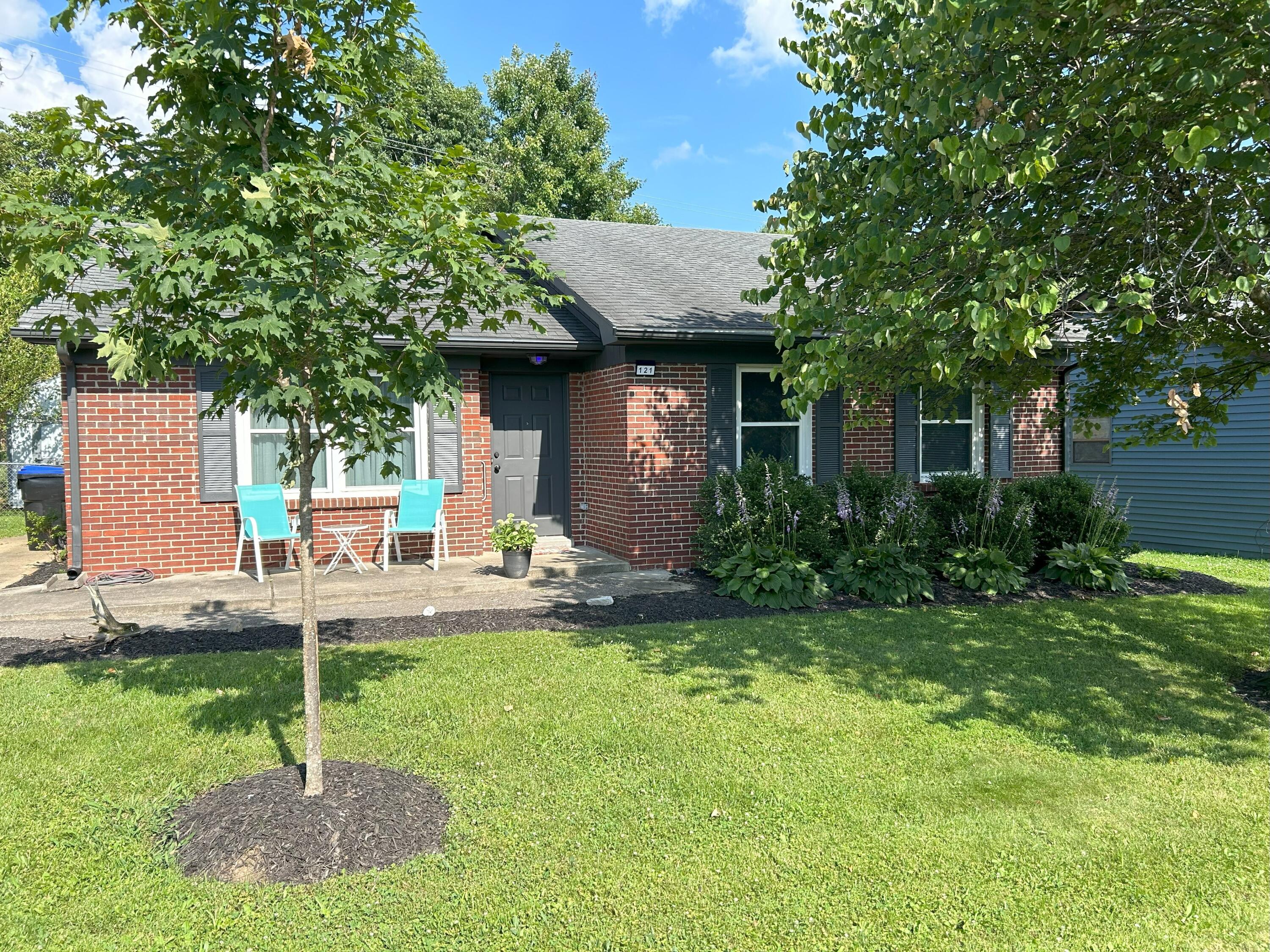 121 Schenkelwood Drive Property Photo 1