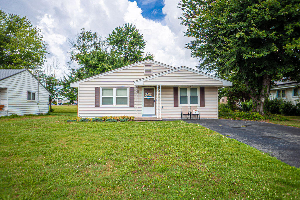 115 Meadowlark Drive Property Photo 1