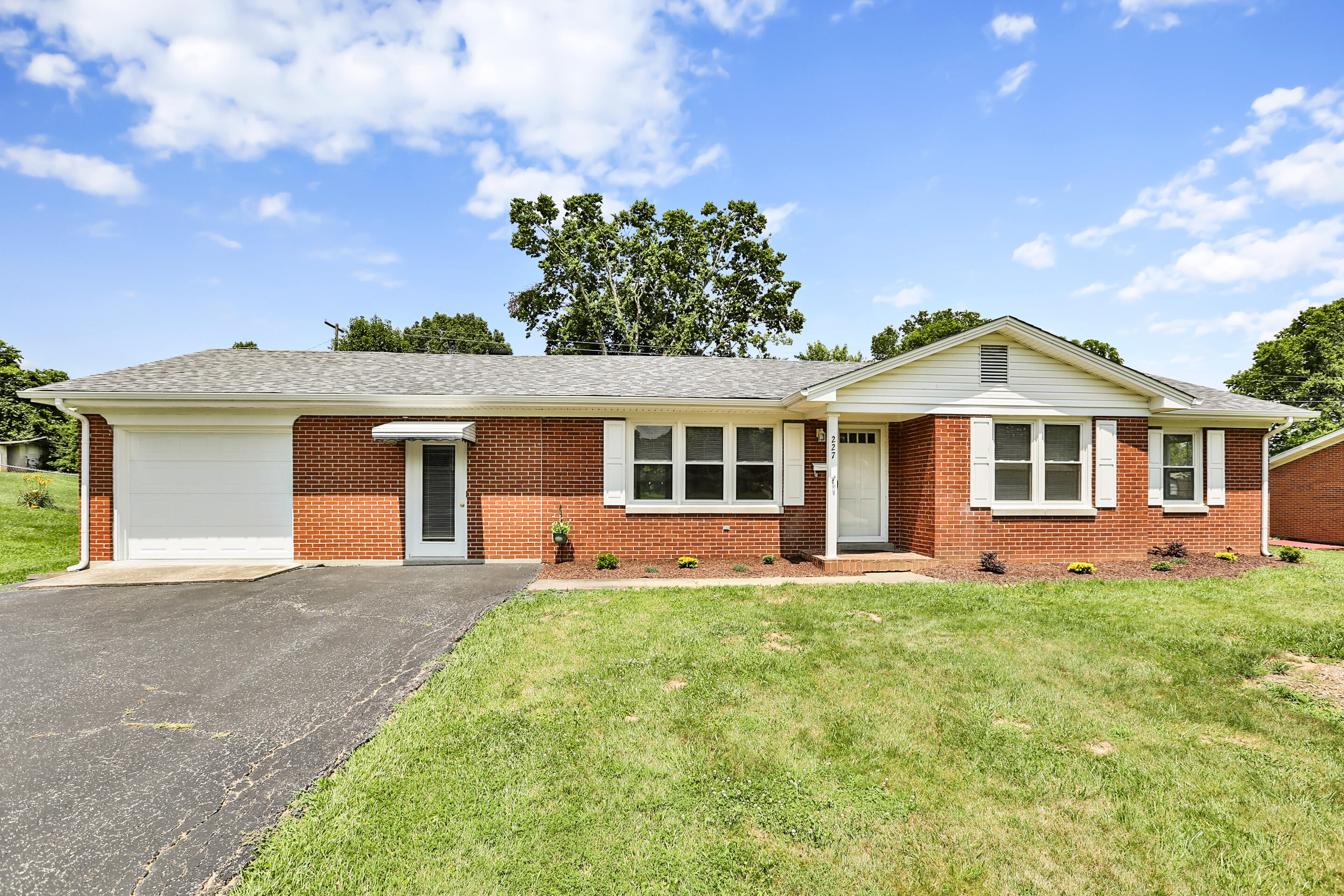 227 Gailane Street Property Photo 1