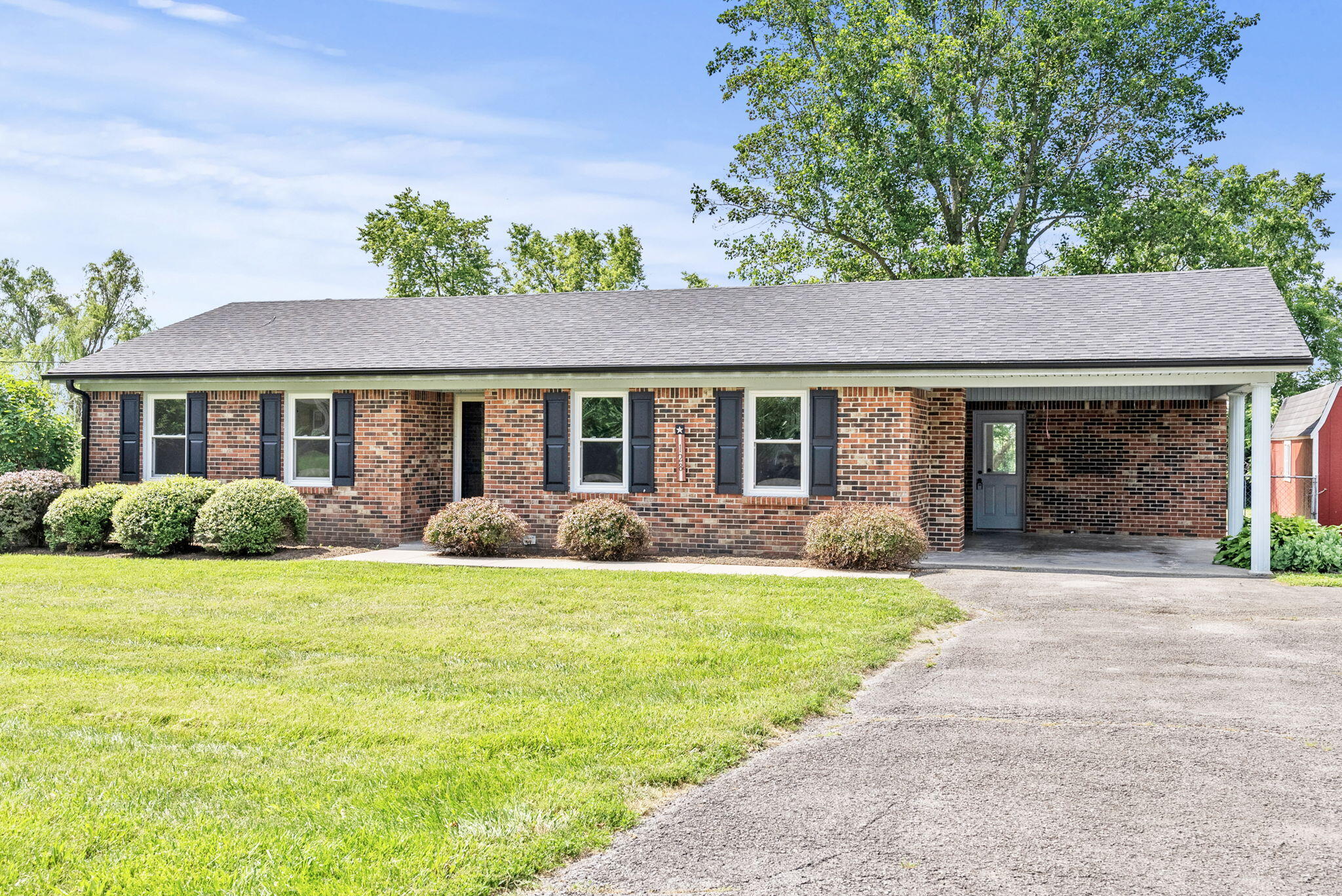 128 Cummins Ferry Road Property Photo 1