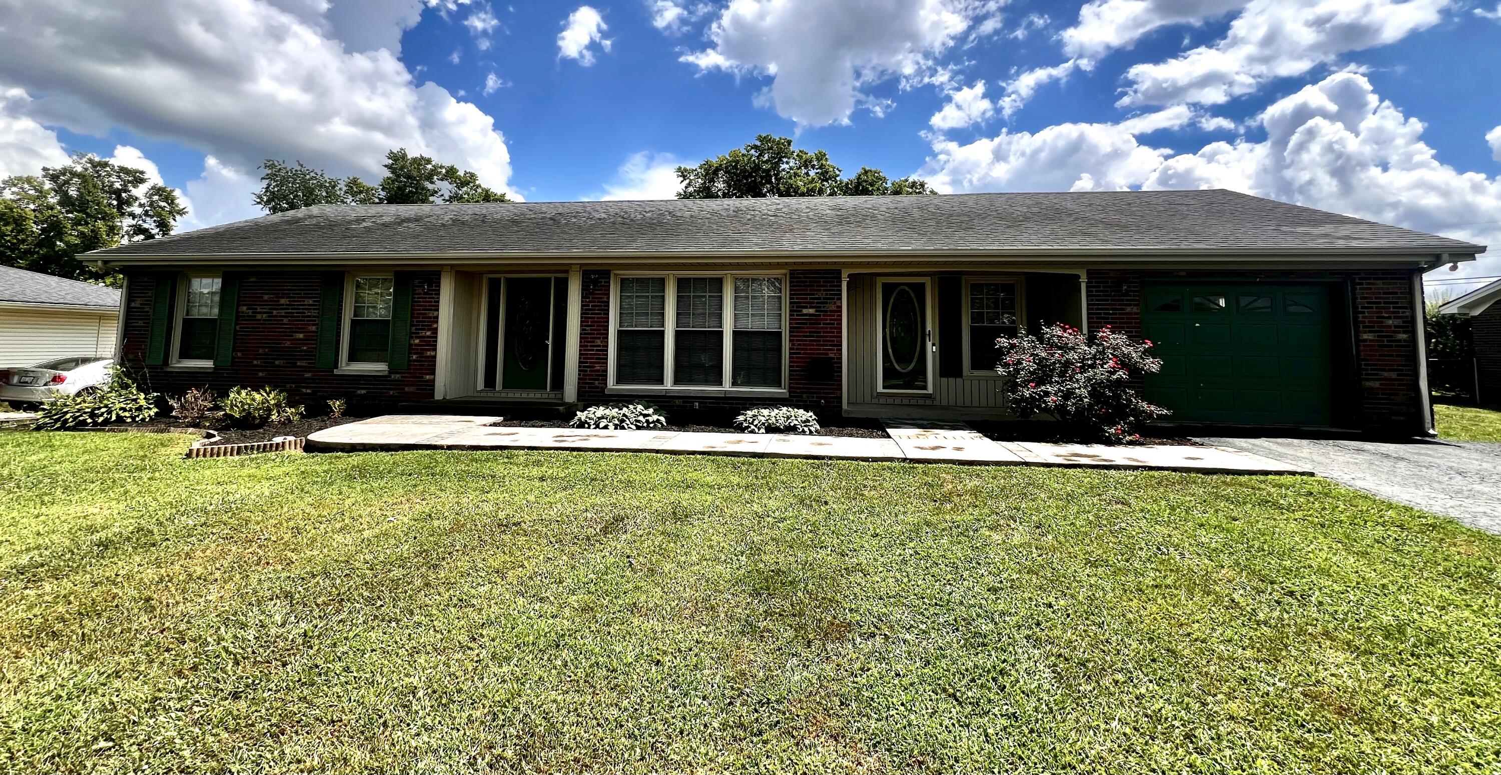 525 Scenic Drive Property Photo 1