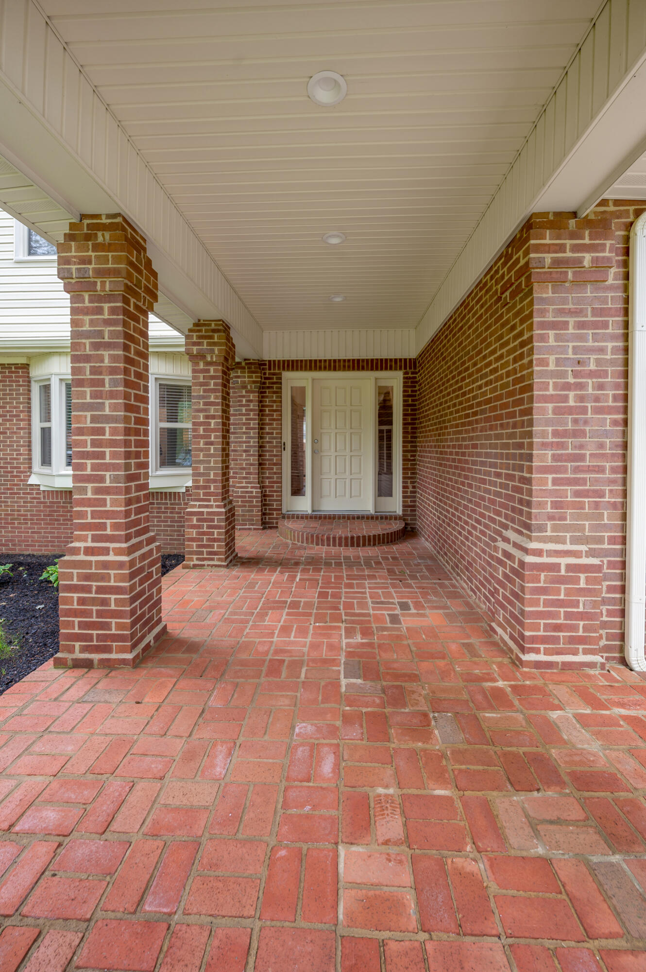 1074 Rockbridge Road Property Photo 4
