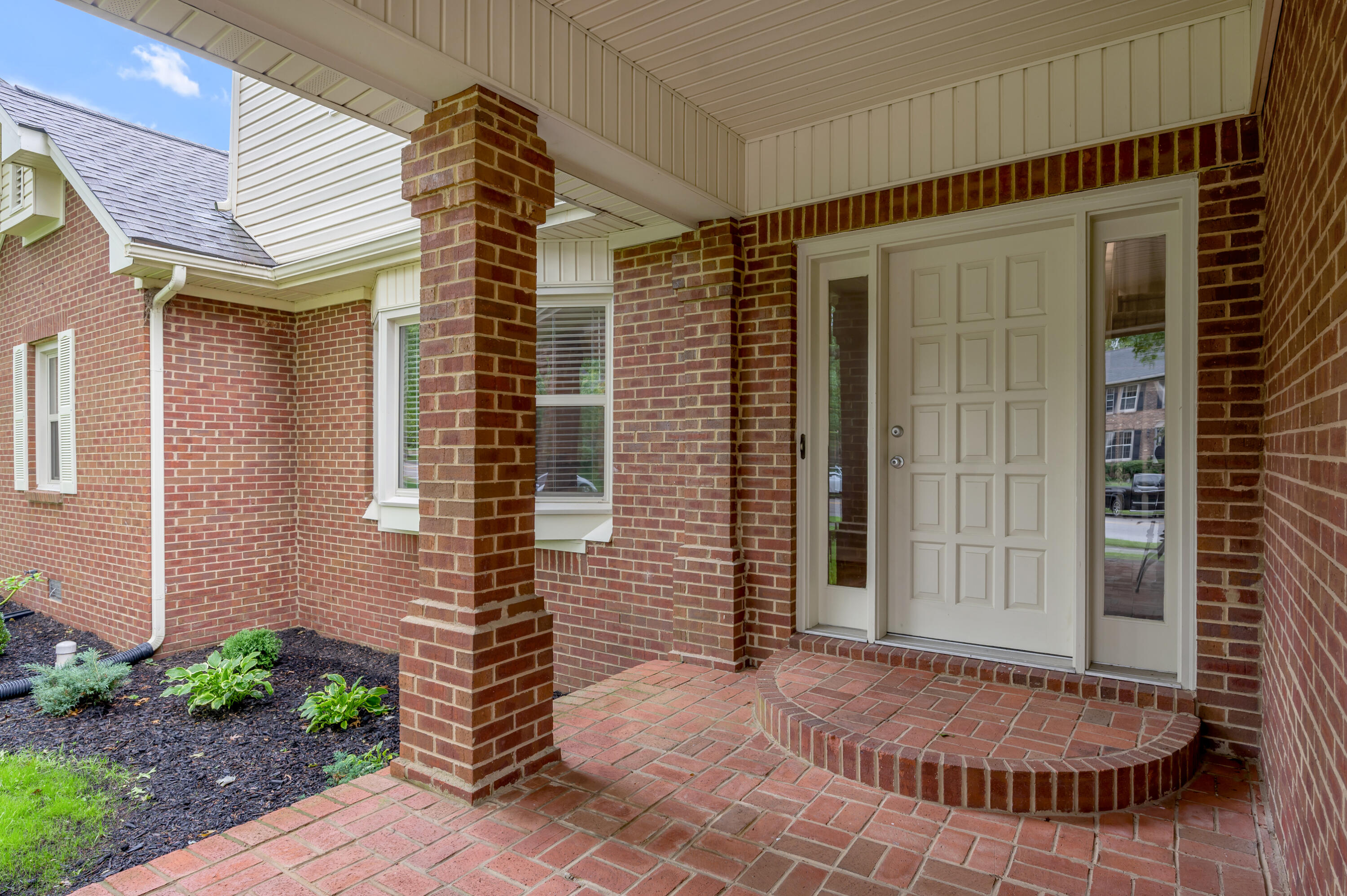 1074 Rockbridge Road Property Photo 5